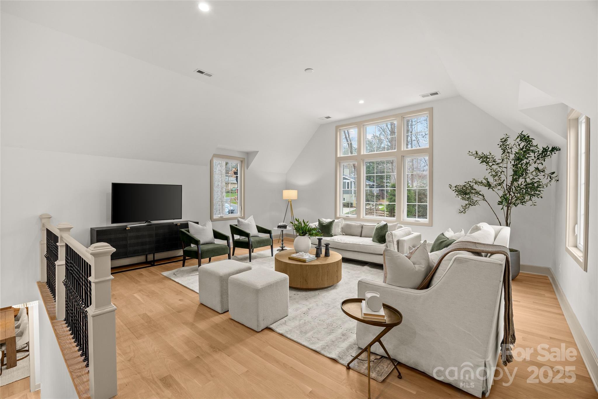 4808 Crooked Oak Lane