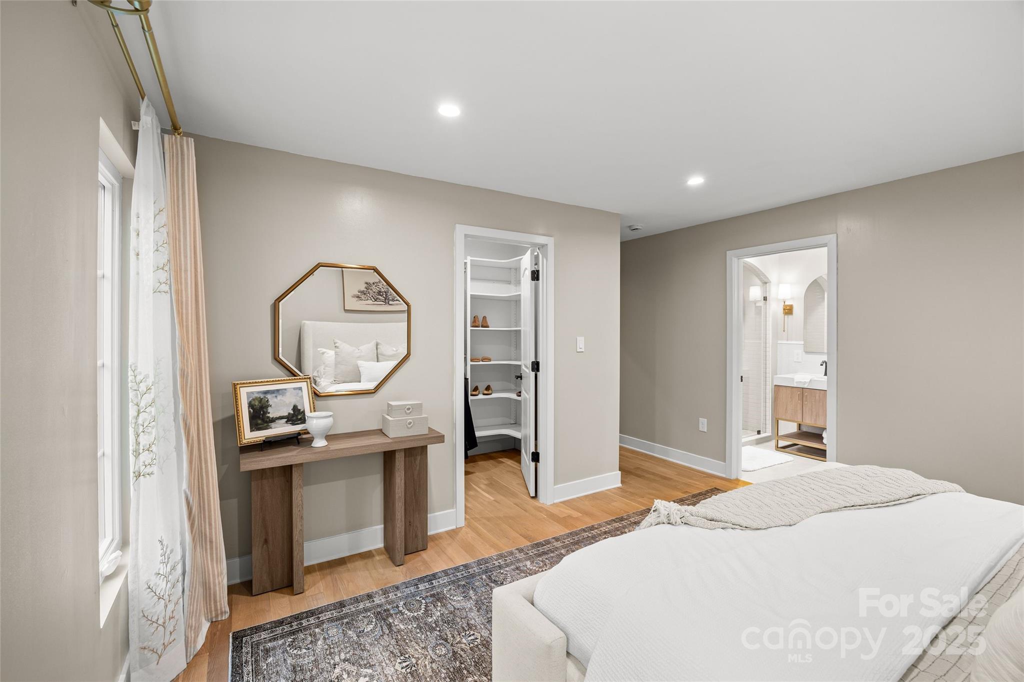 4808 Crooked Oak Lane