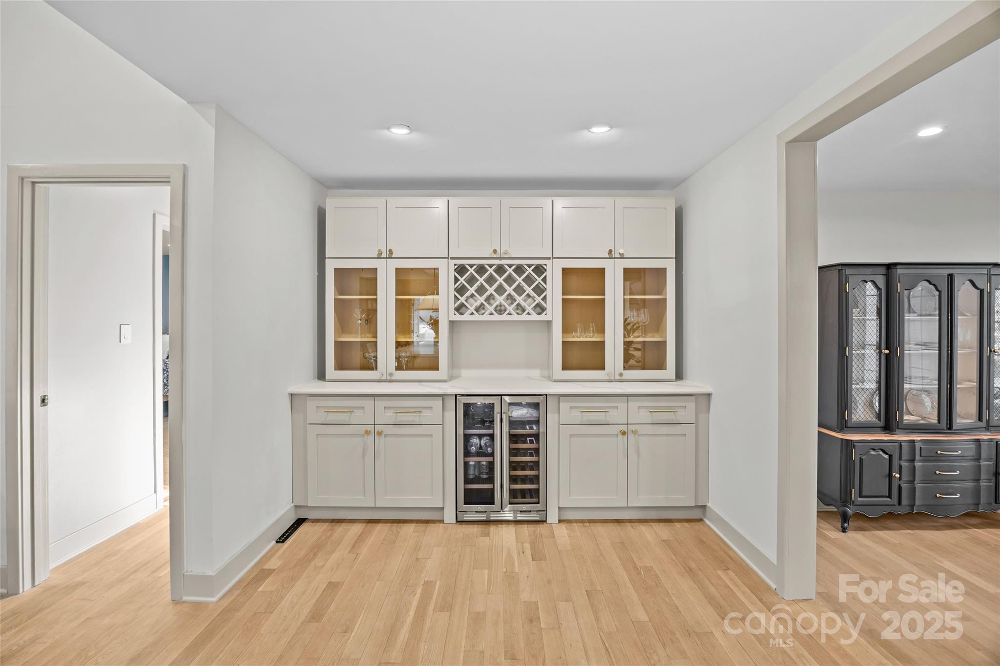 4808 Crooked Oak Lane