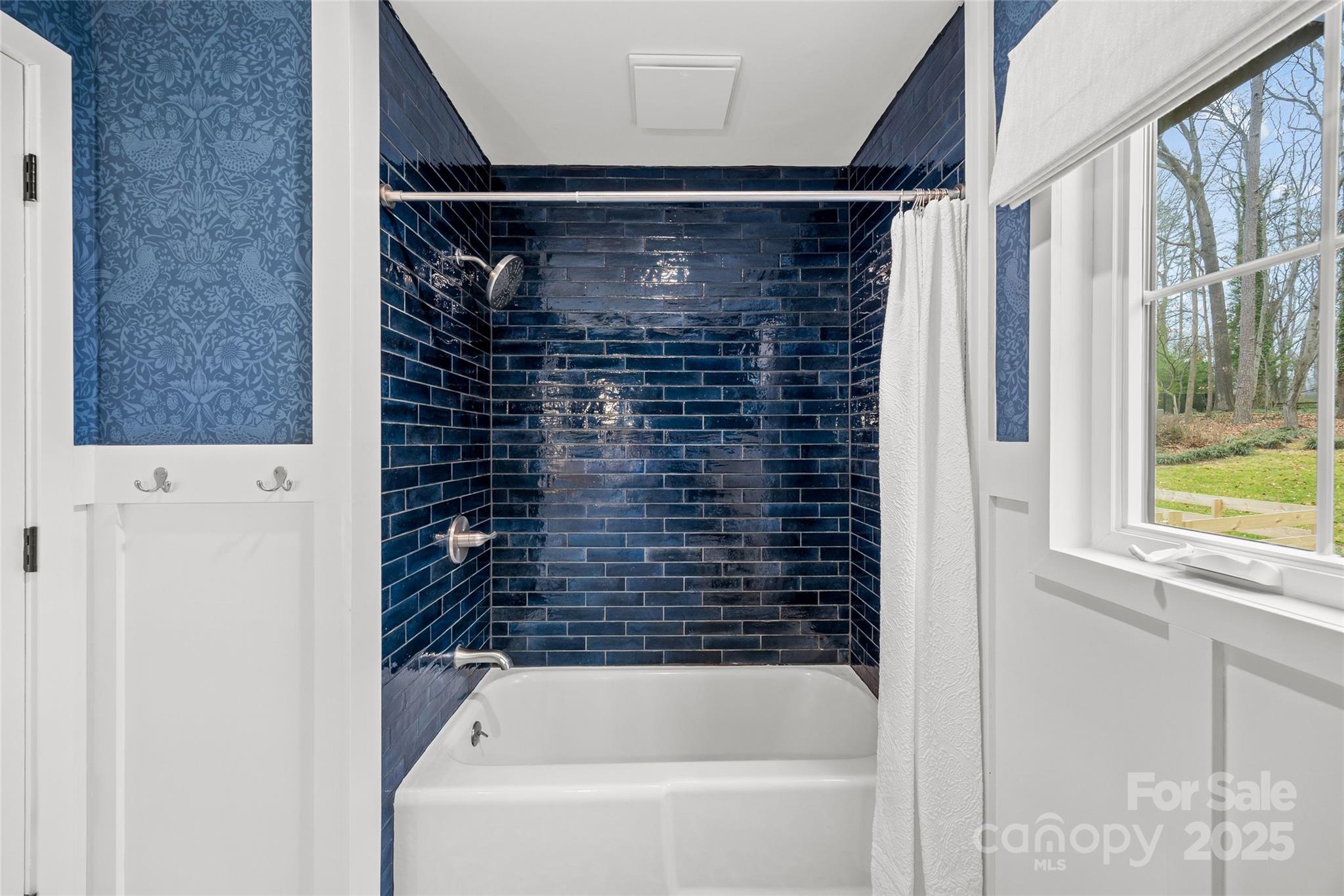 4808 Crooked Oak Lane
