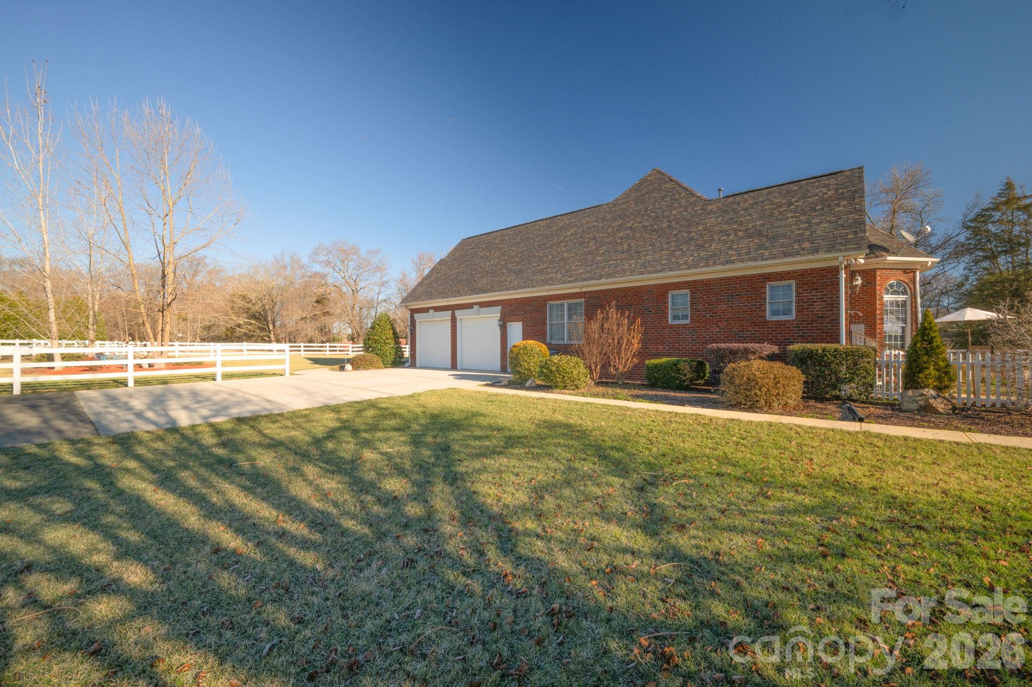 5432 E Highway 218 Highway