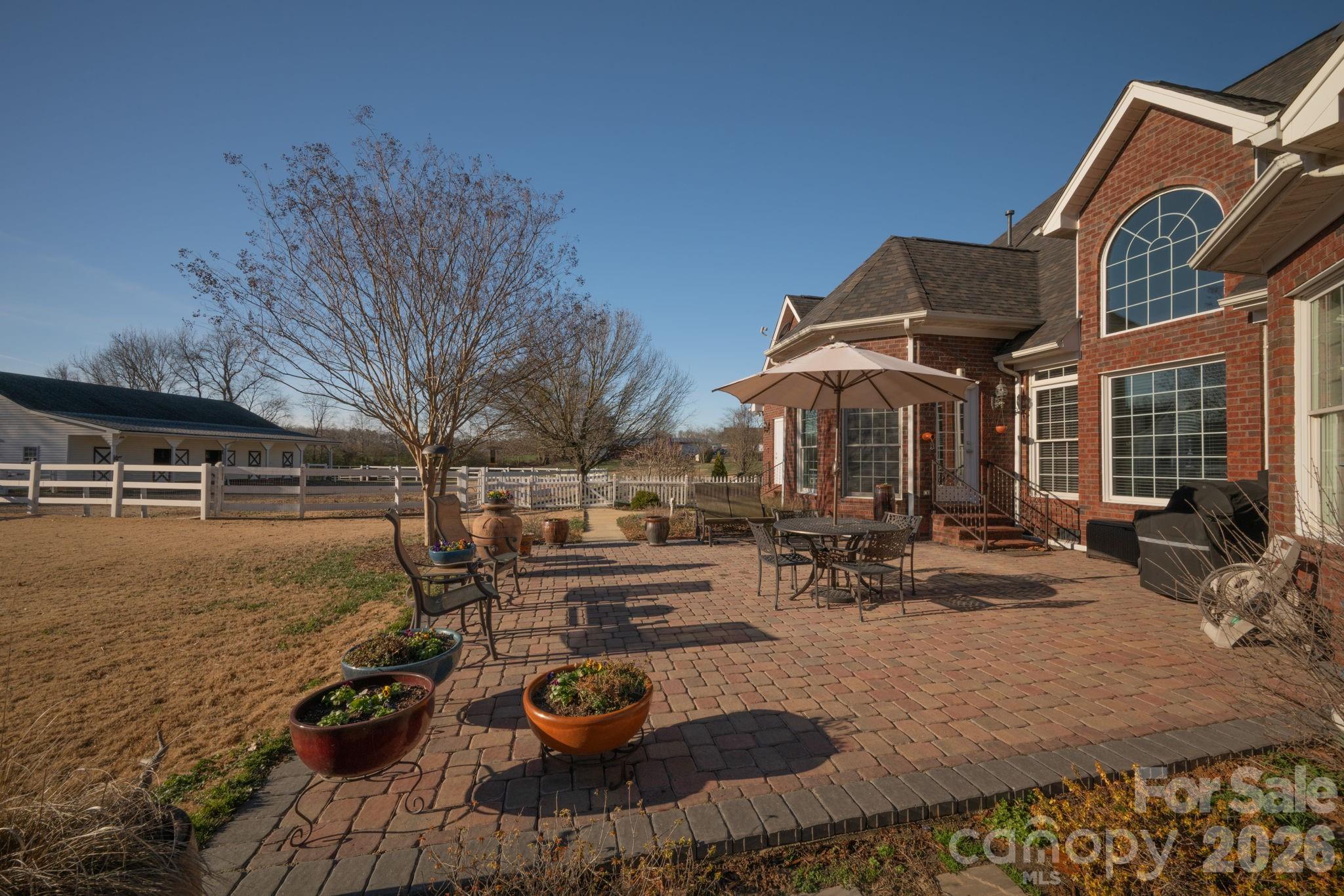 5432 E Highway 218 Highway