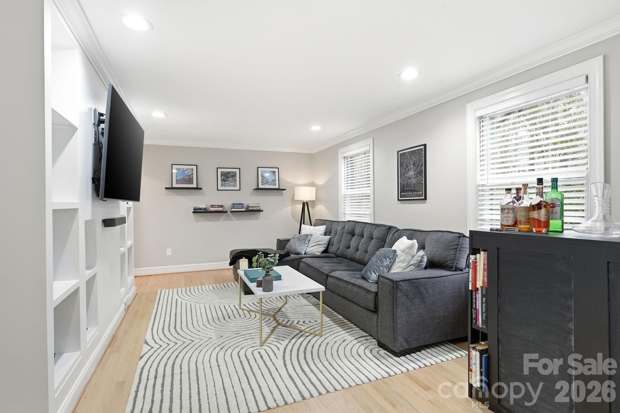 431 Lynn Avenue