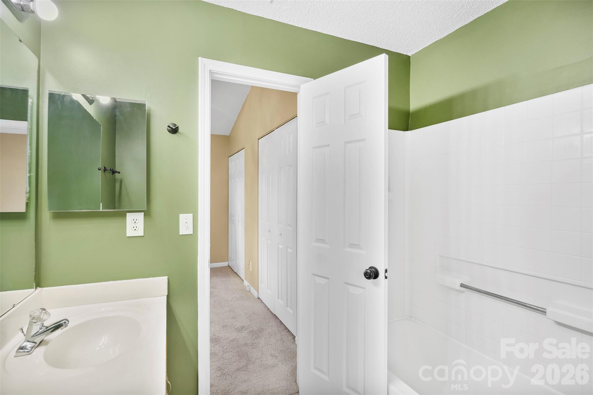 3105 Summercroft Lane