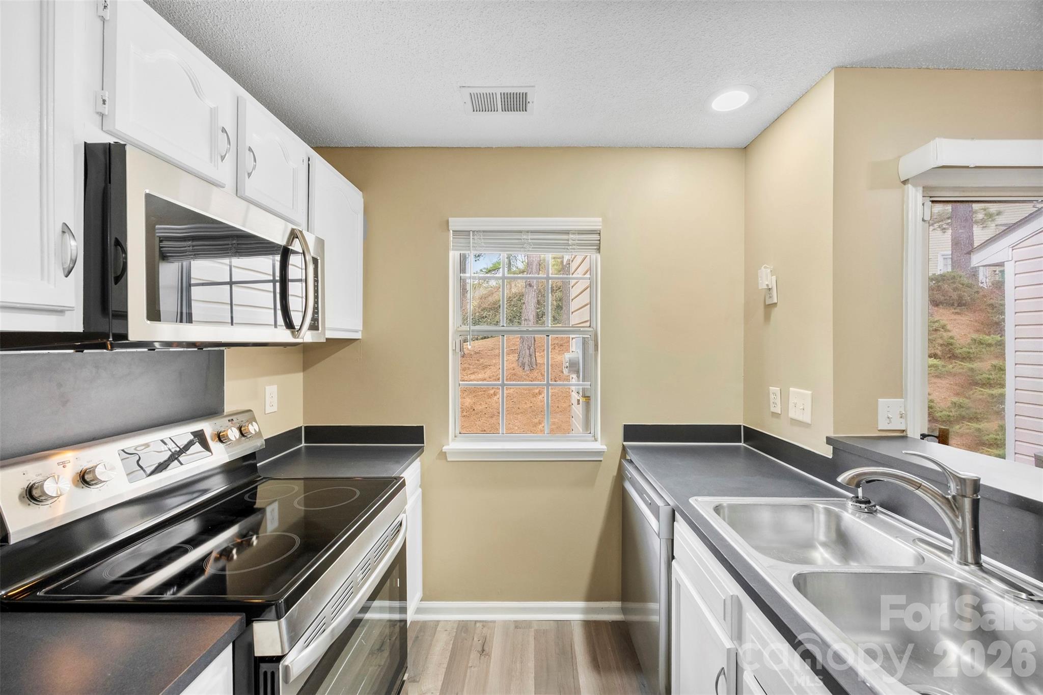 3105 Summercroft Lane