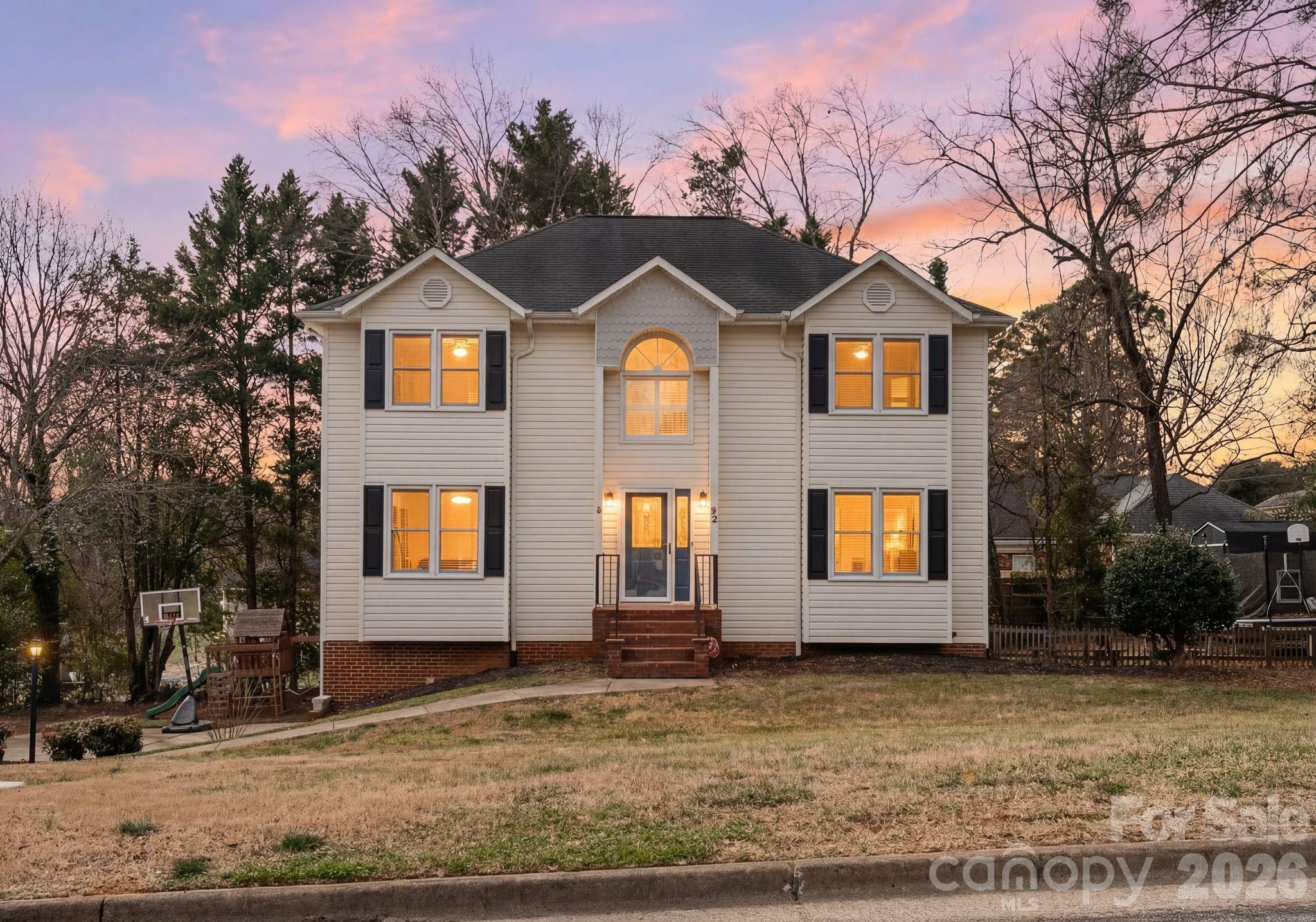 22 31st Avenue Court NE