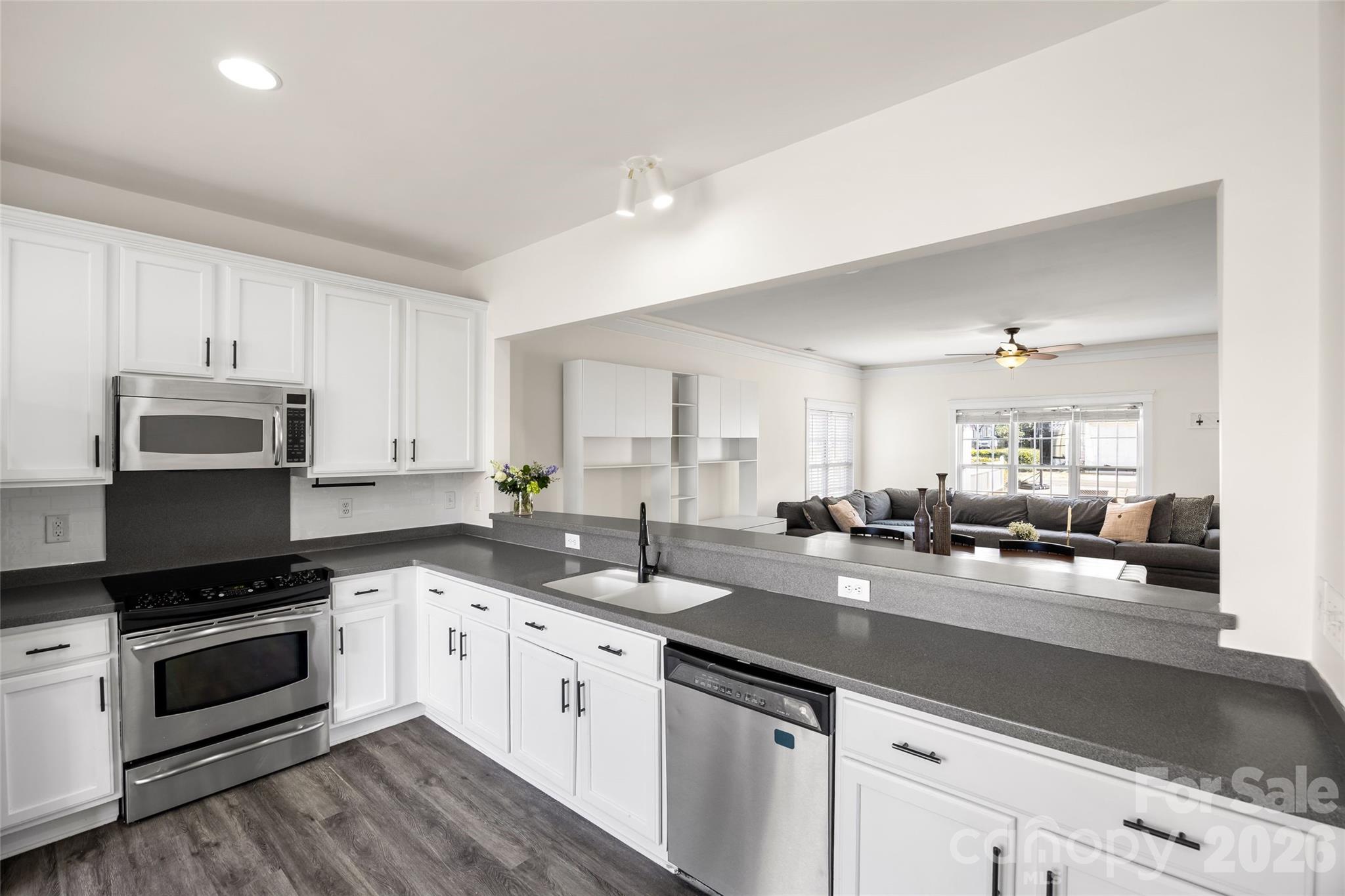 15440 Goodwood Street