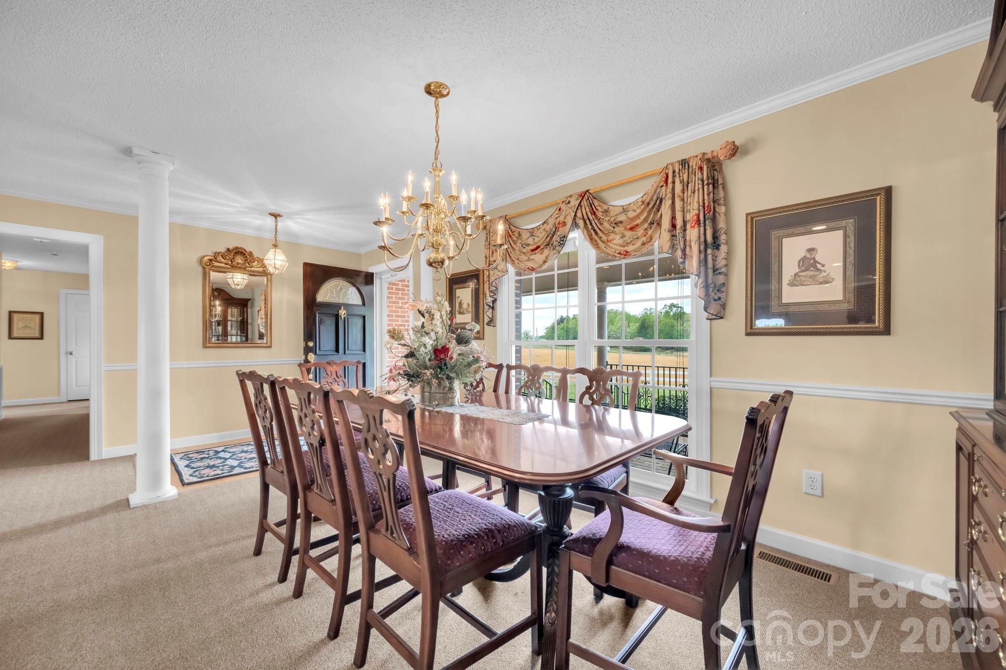 824 N Forest Hills School Road