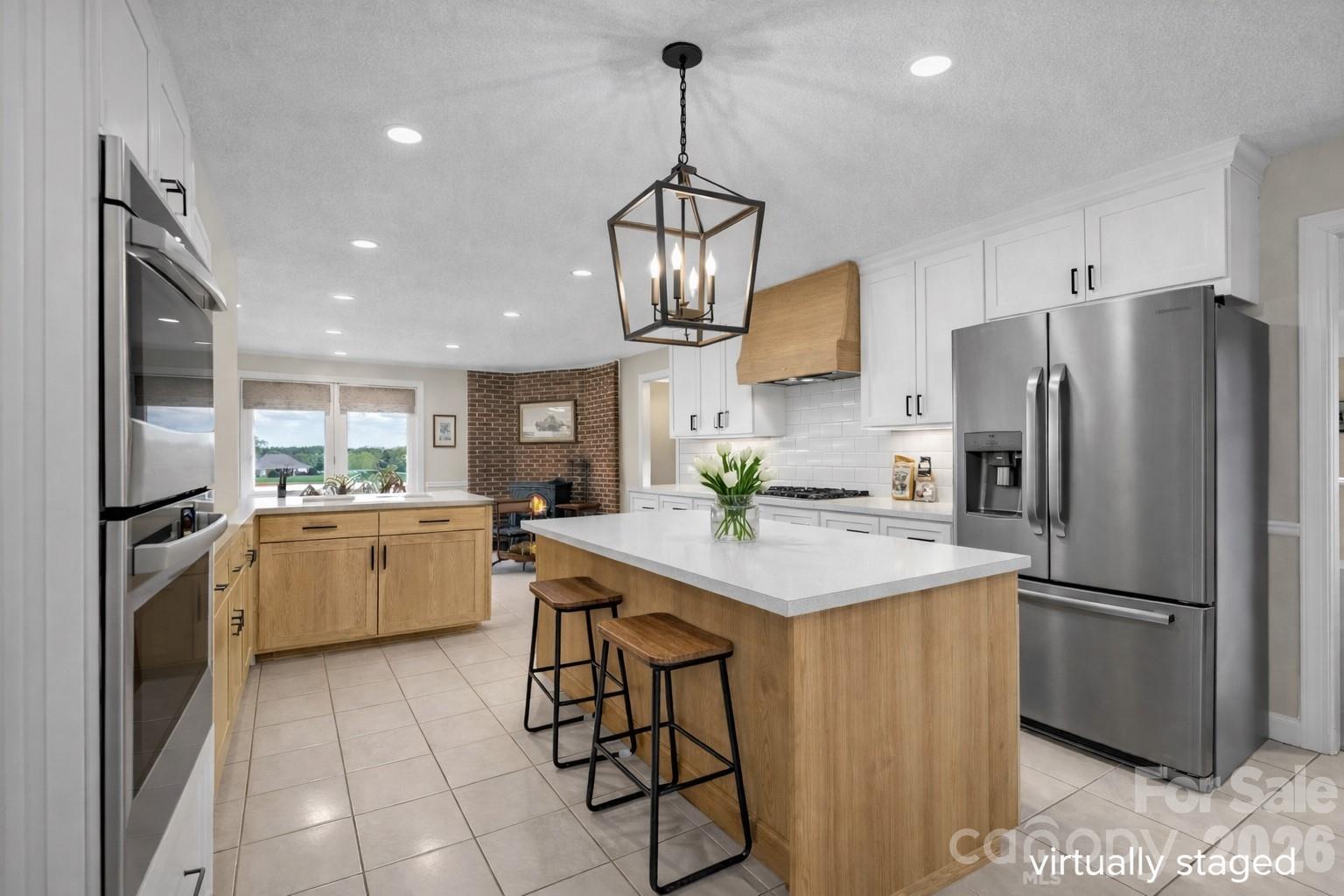 824 N Forest Hills School Road