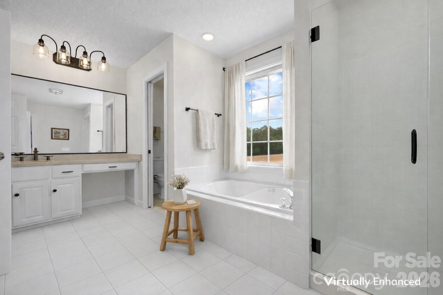 824 N Forest Hills School Road