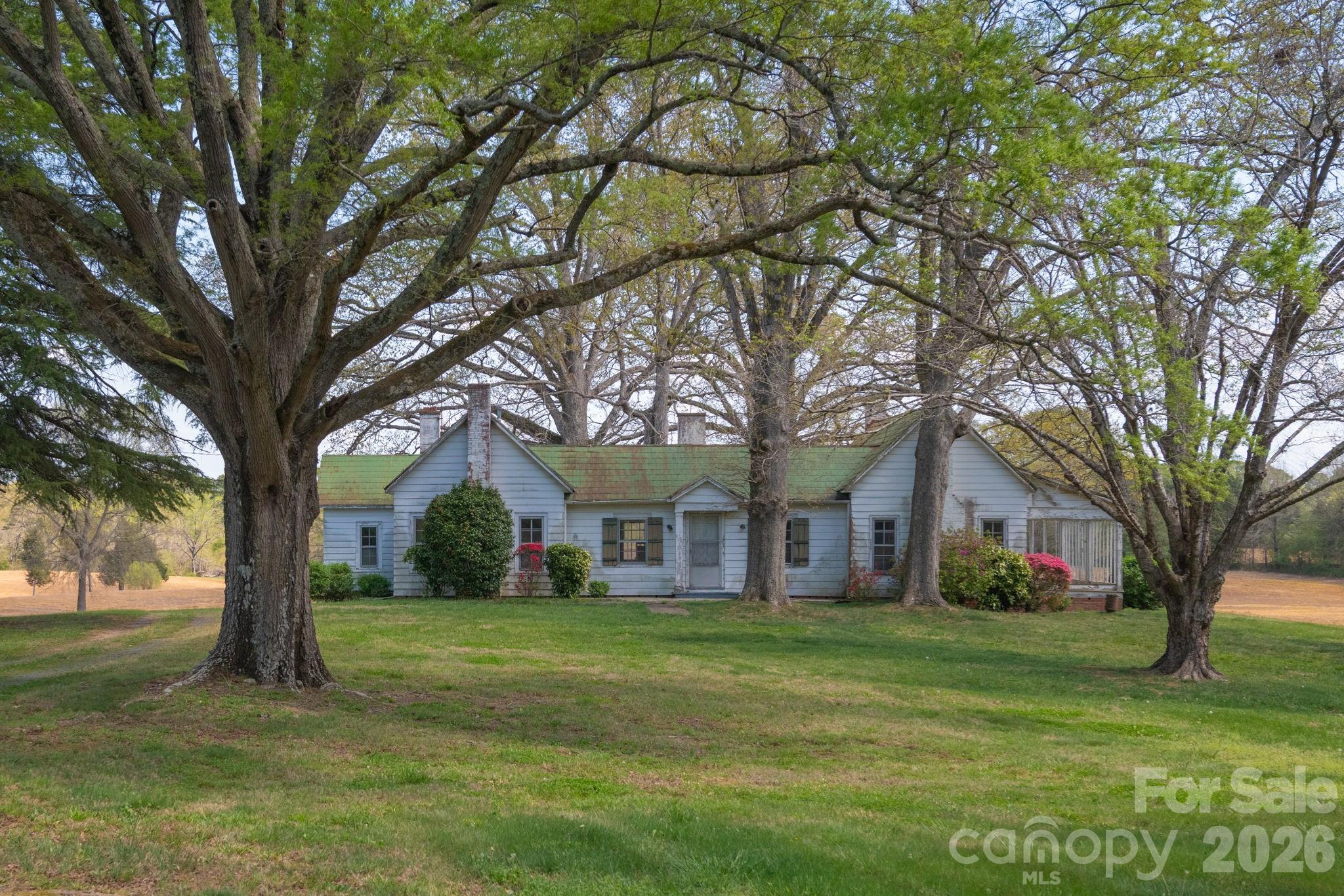 32286 Laton Road