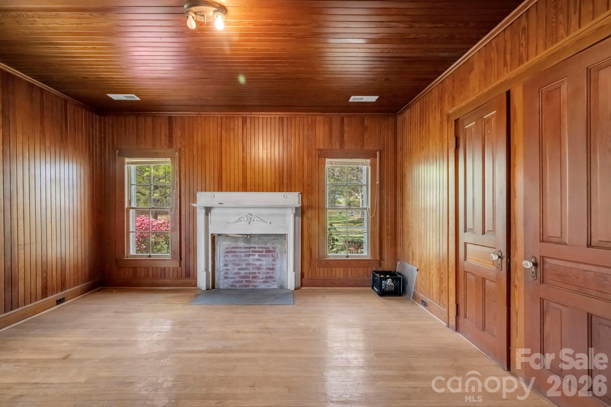 32286 Laton Road