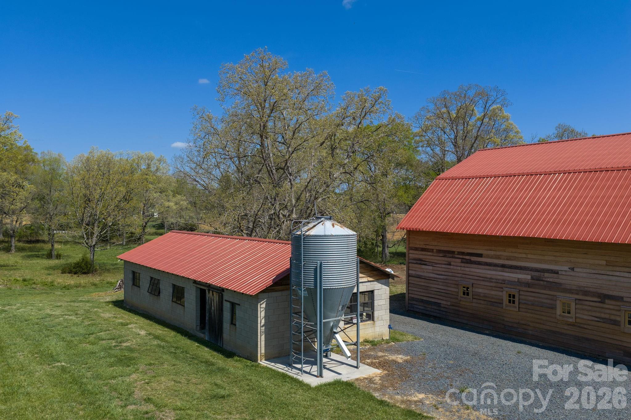 32286 Laton Road