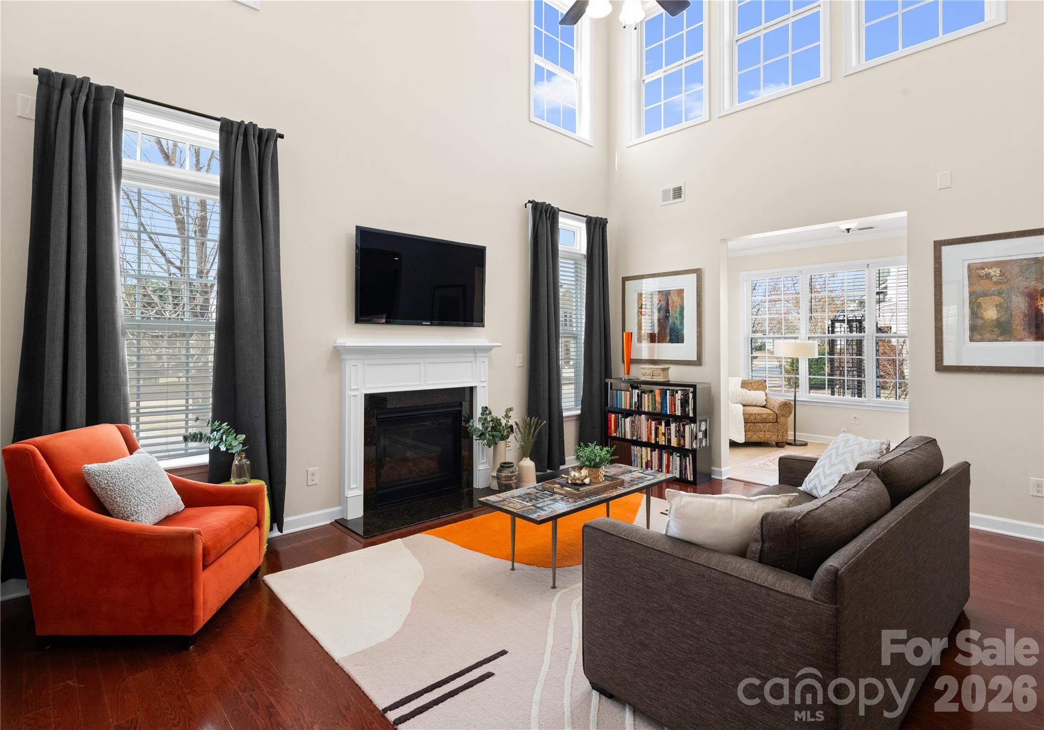 5049 Gladiola Way
