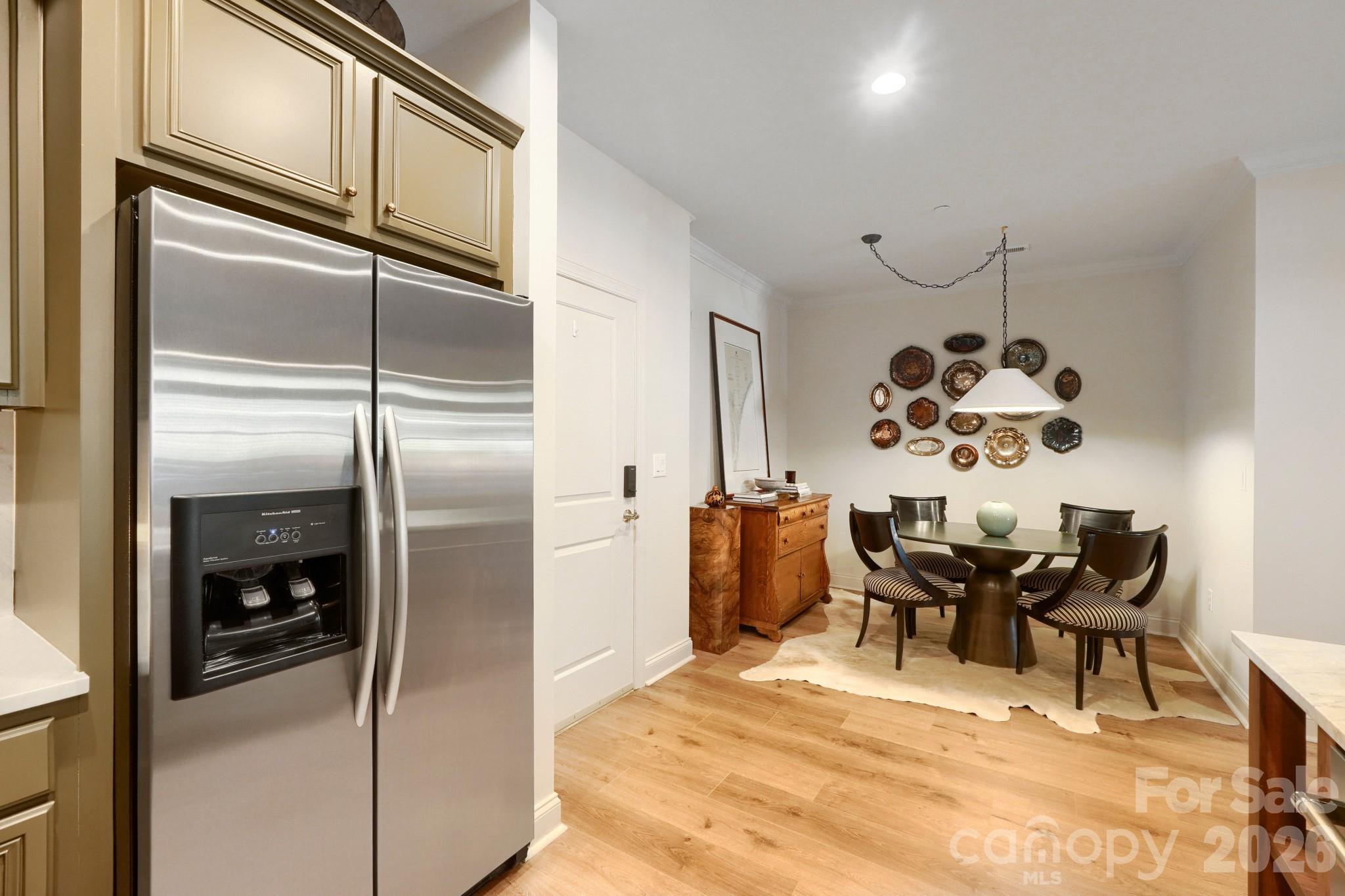 518 Clarice Avenue Unit: 100