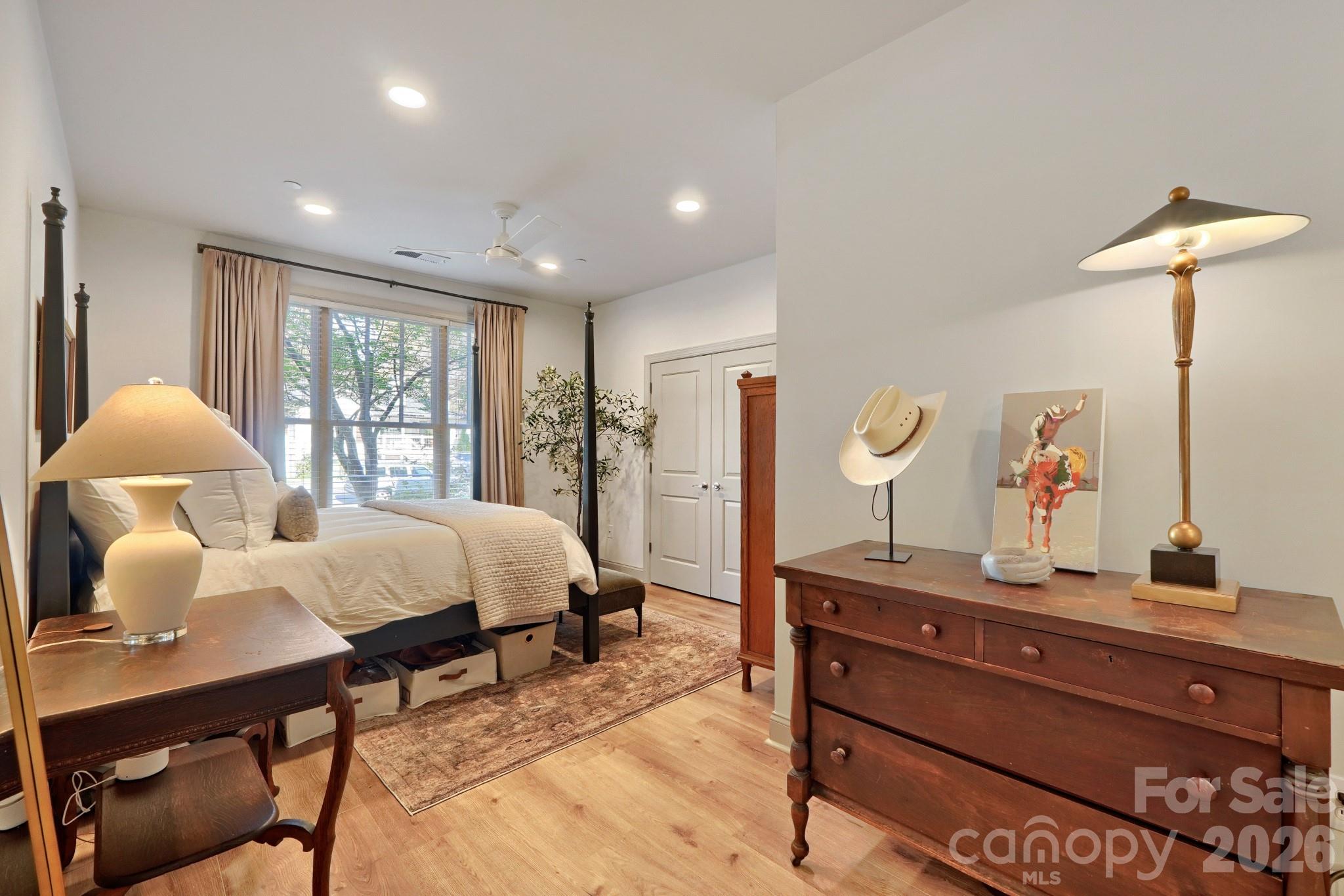 518 Clarice Avenue Unit: 100