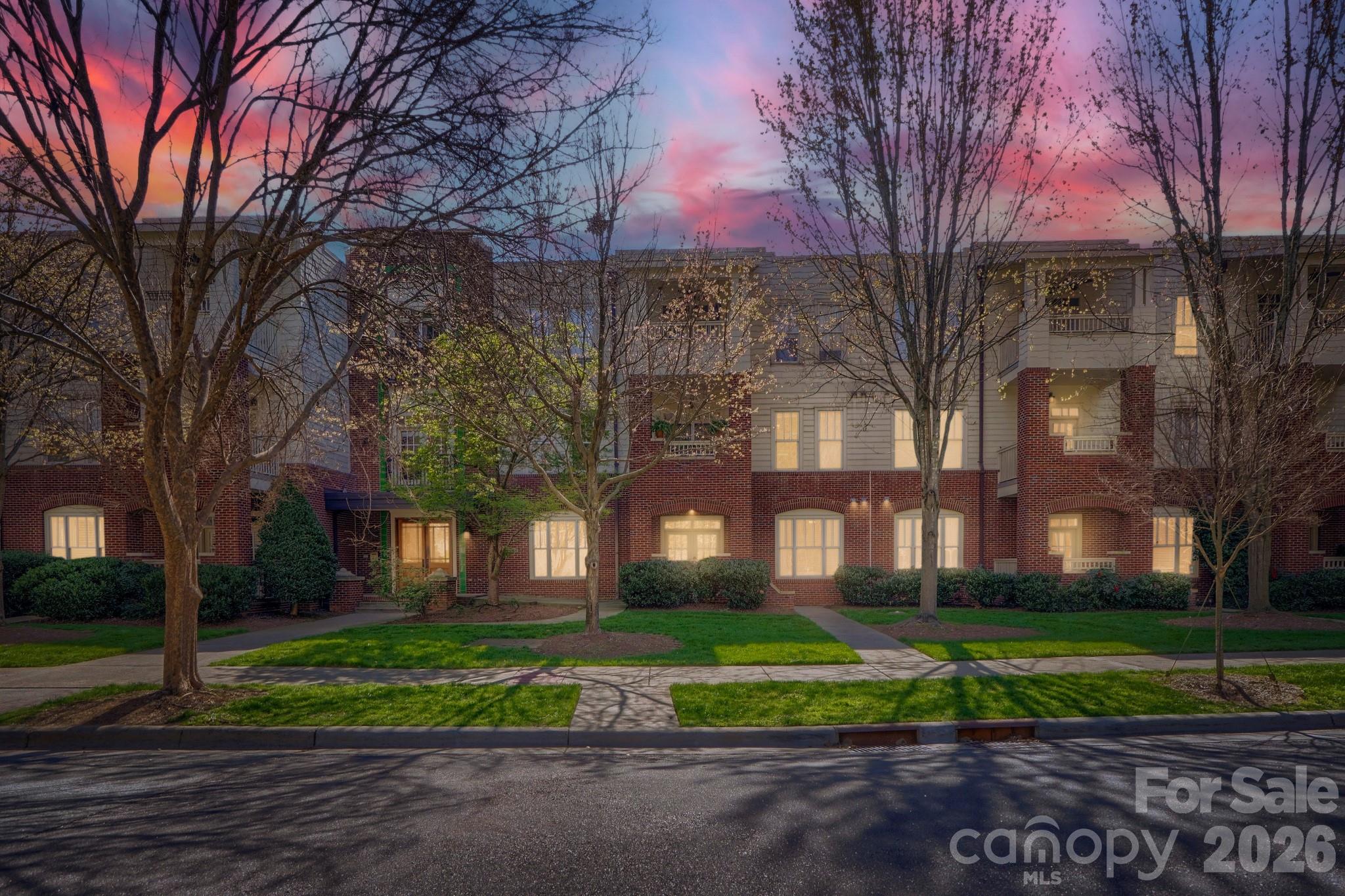 518 Clarice Avenue Unit: 100