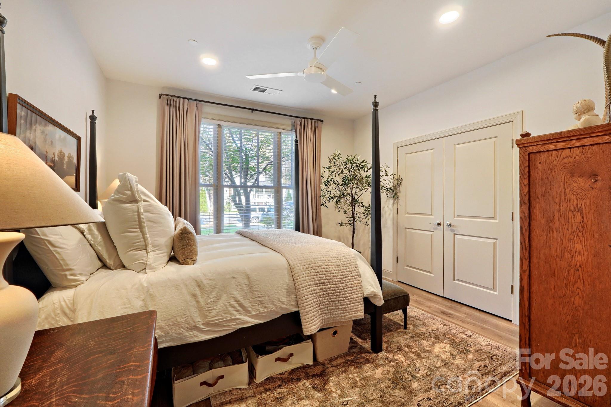 518 Clarice Avenue Unit: 100