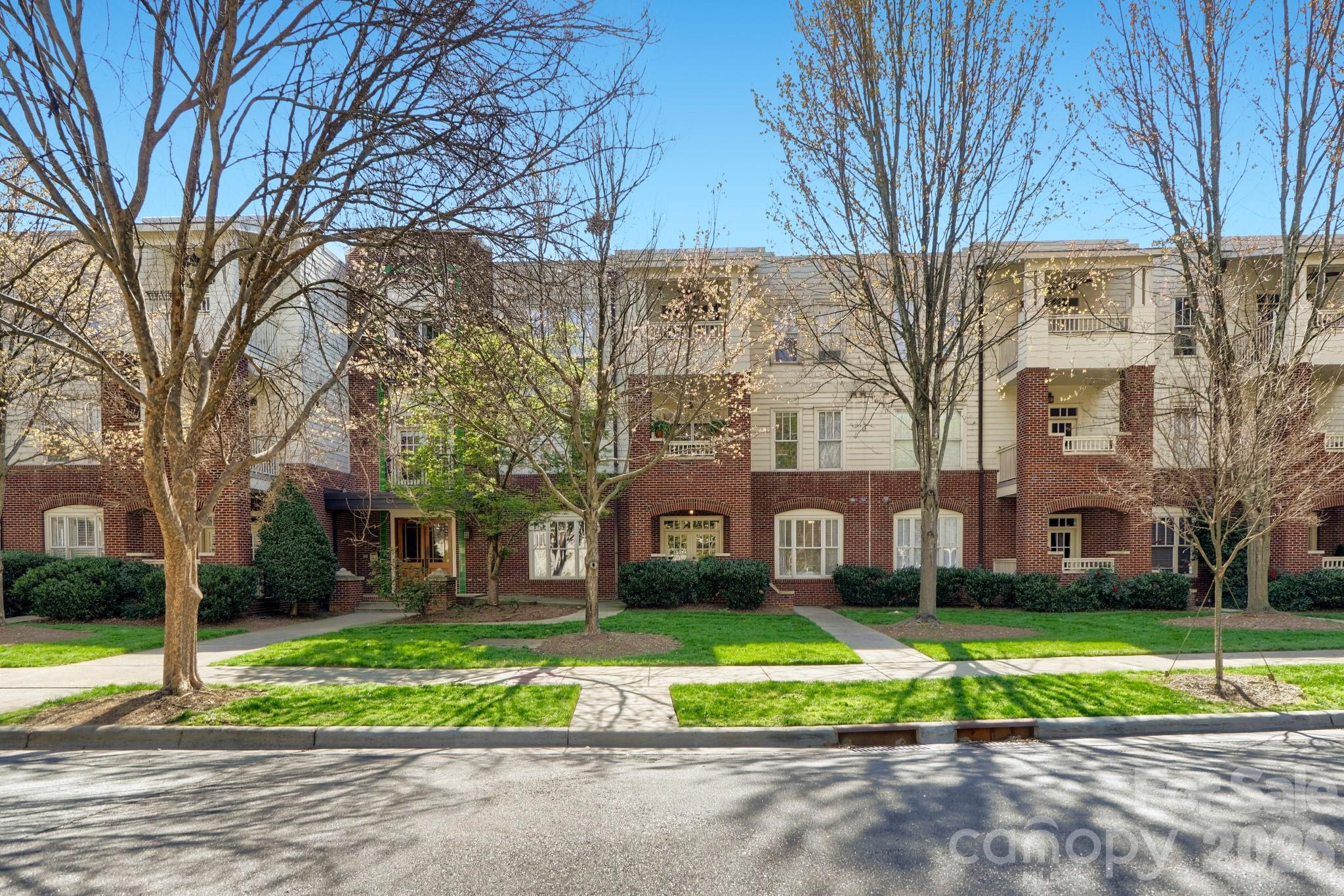 518 Clarice Avenue Unit: 100
