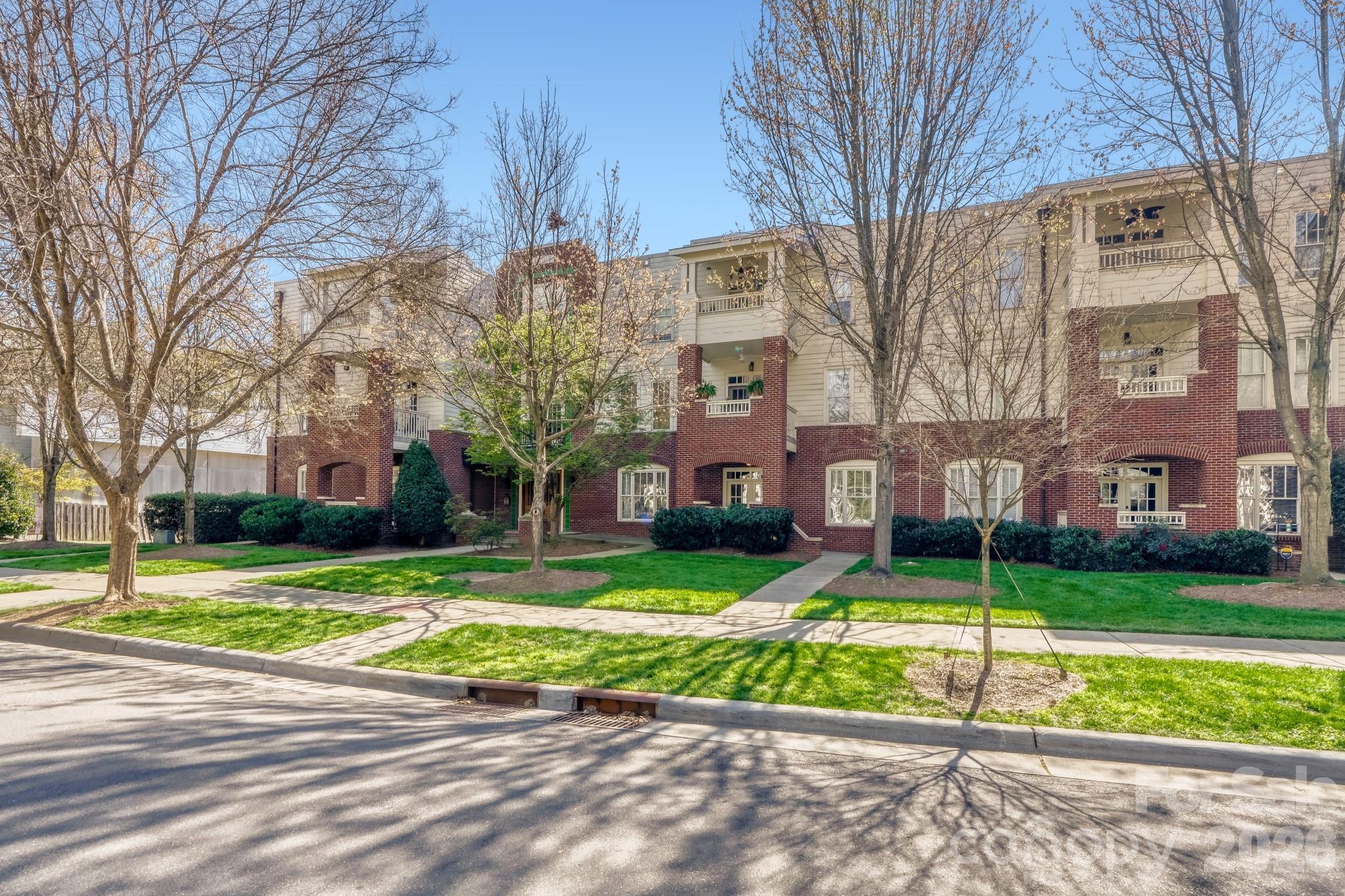 518 Clarice Avenue Unit: 100