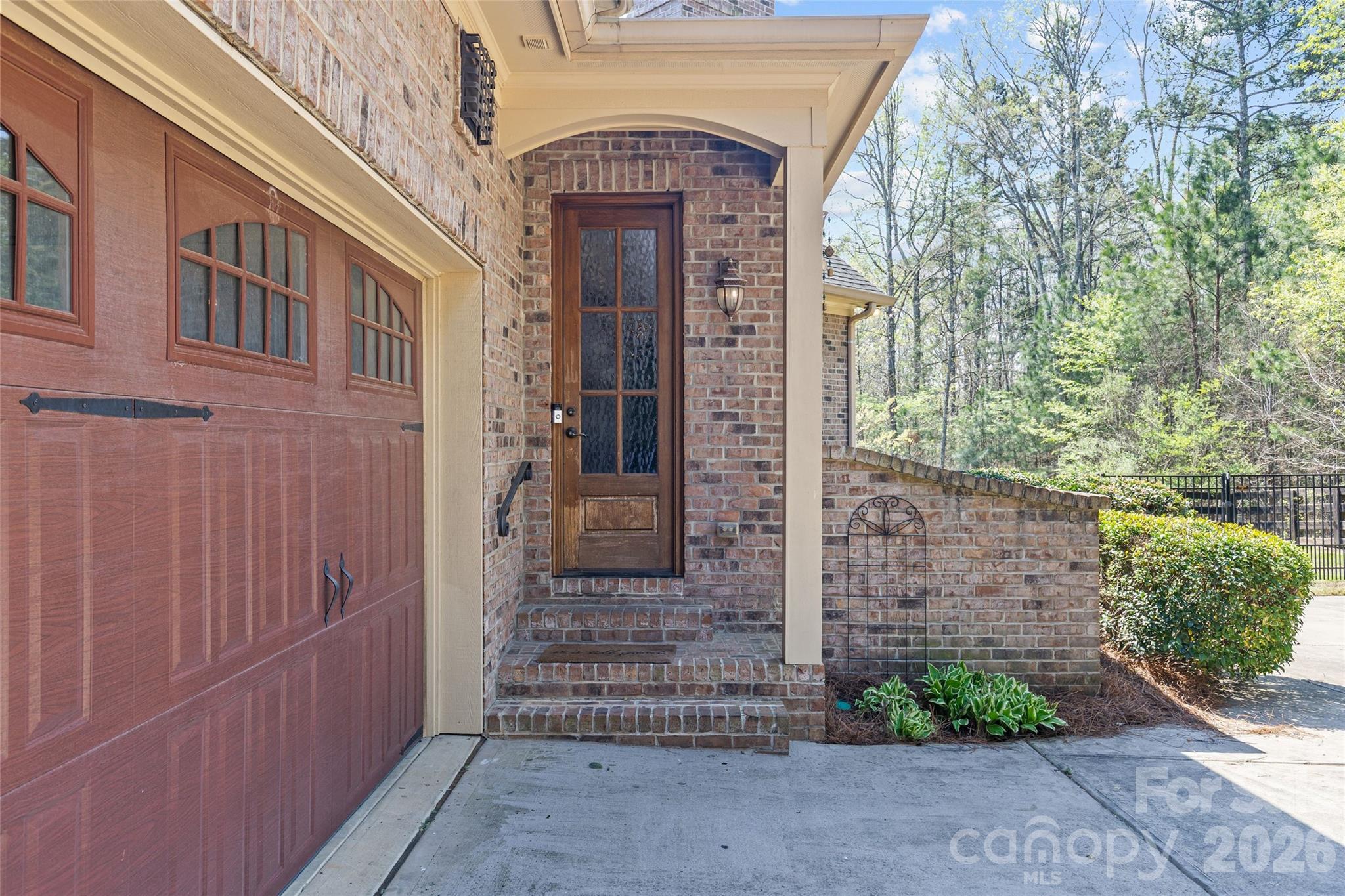 253 Old Post Road