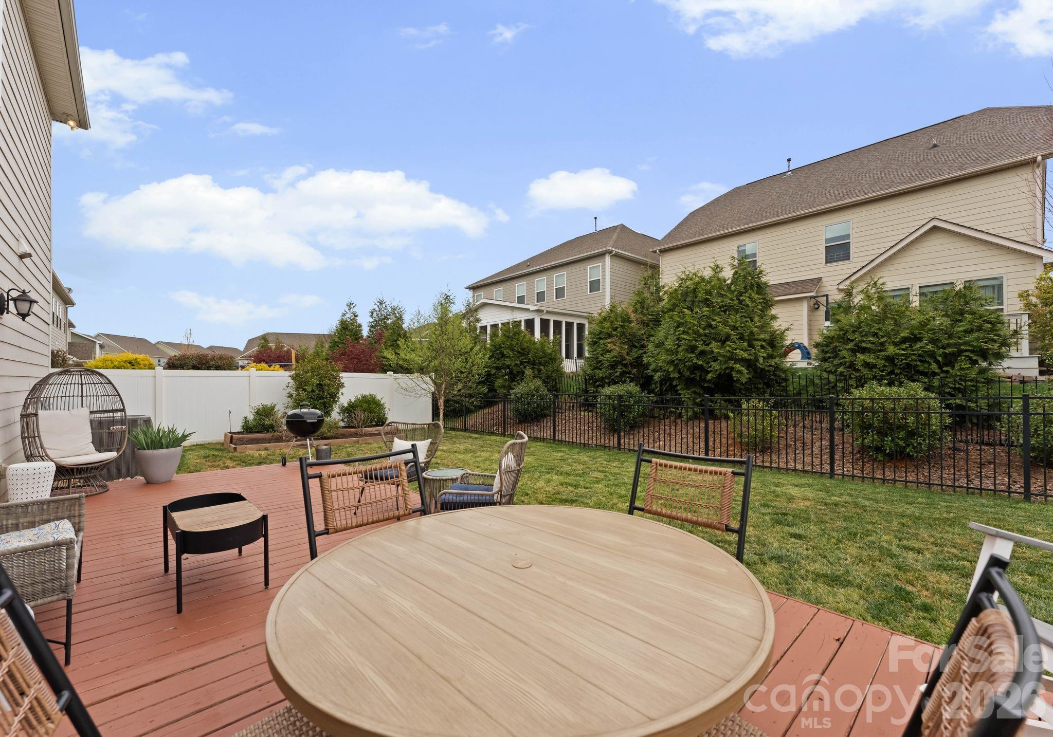 1102 Thessallian Lane