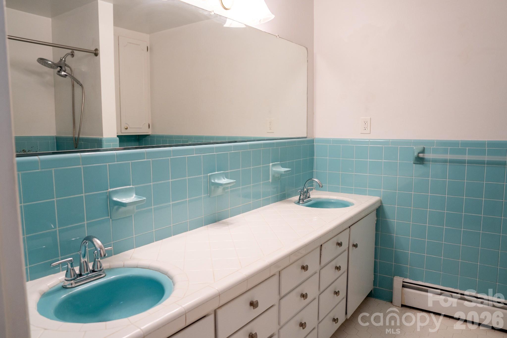 234 Edgewood Drive