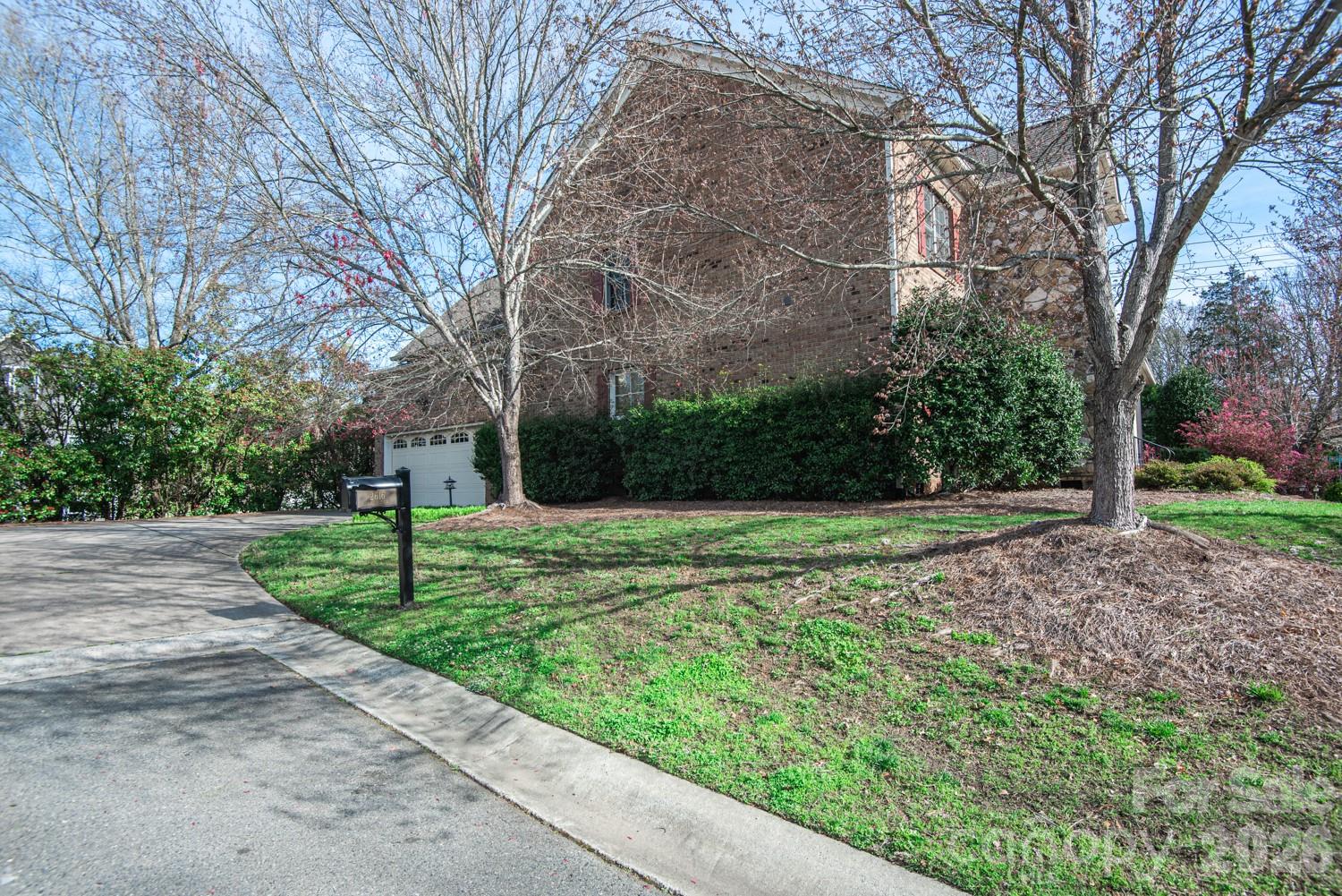 2616 Ladley Court