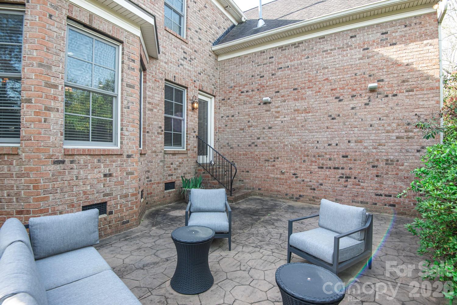 2616 Ladley Court