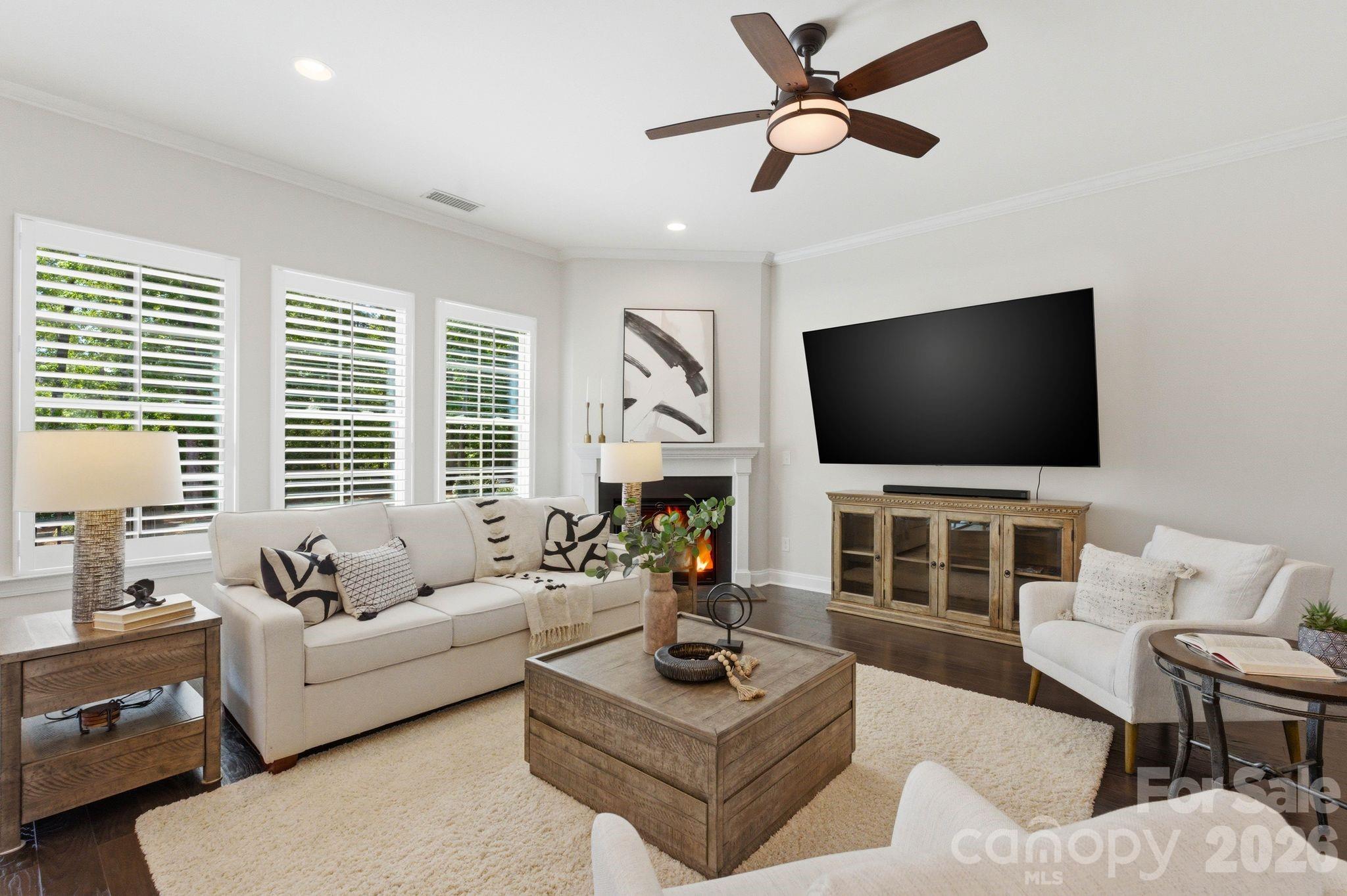 1414 Smoketree Court