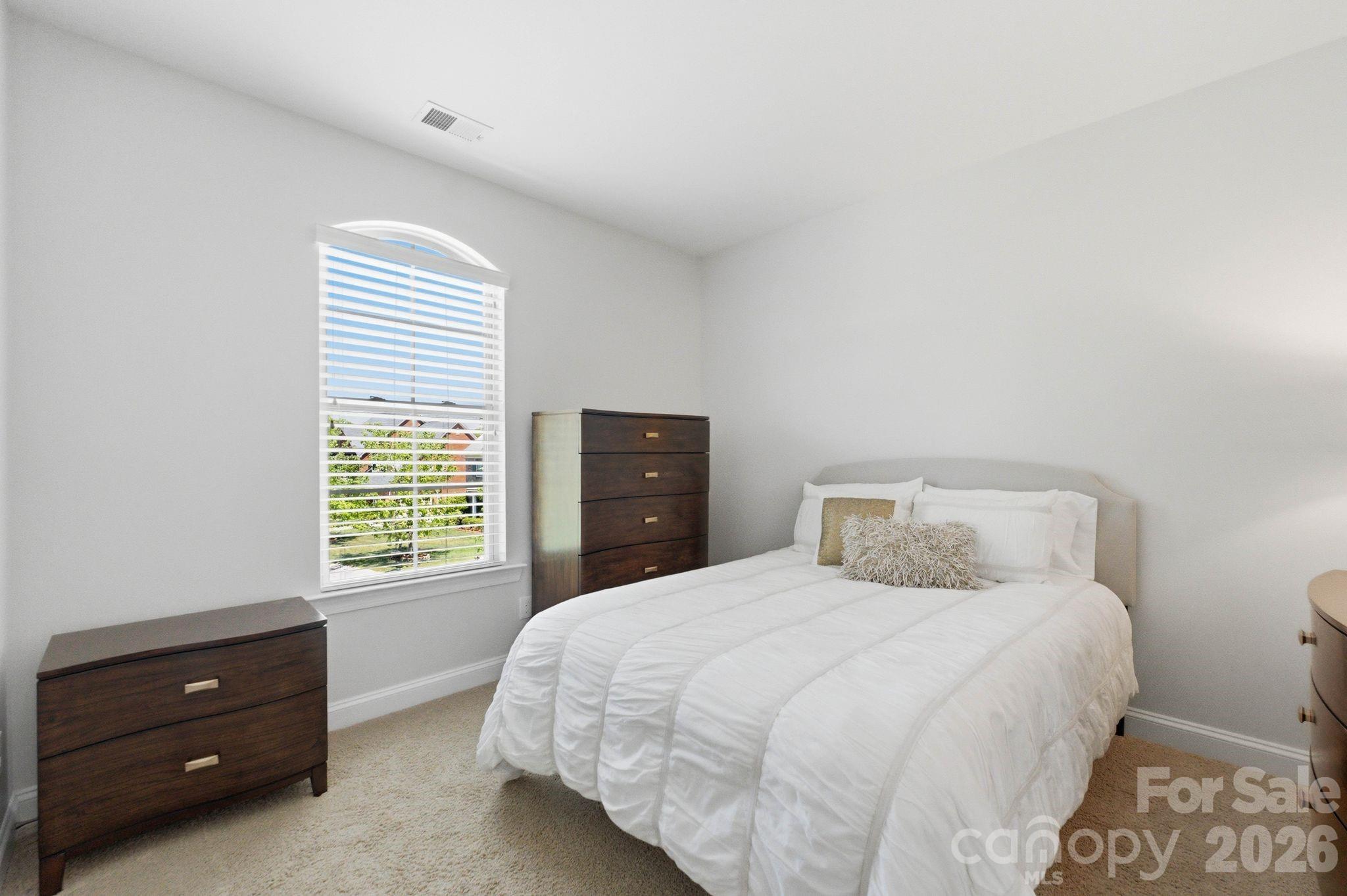 1414 Smoketree Court