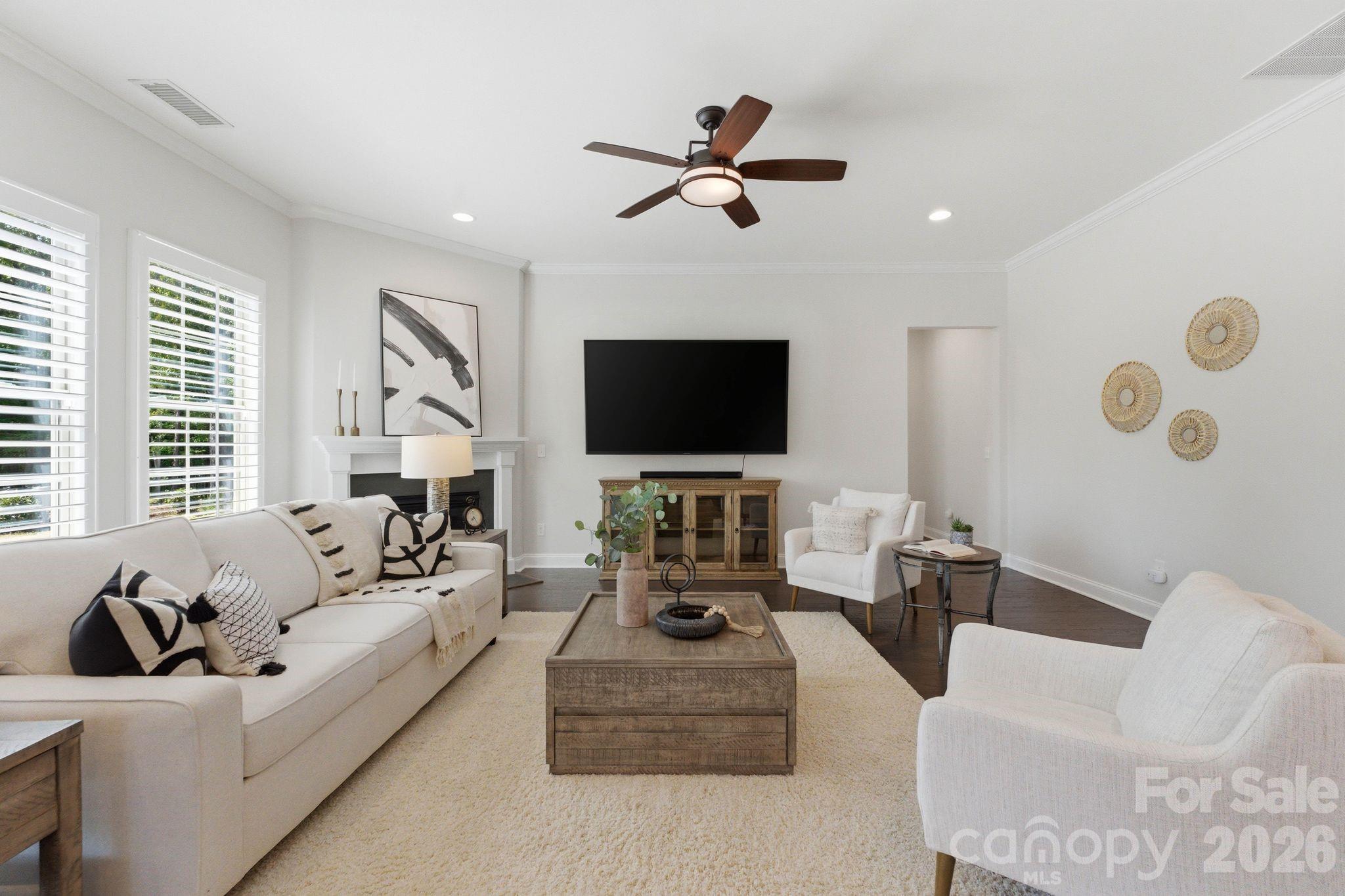 1414 Smoketree Court