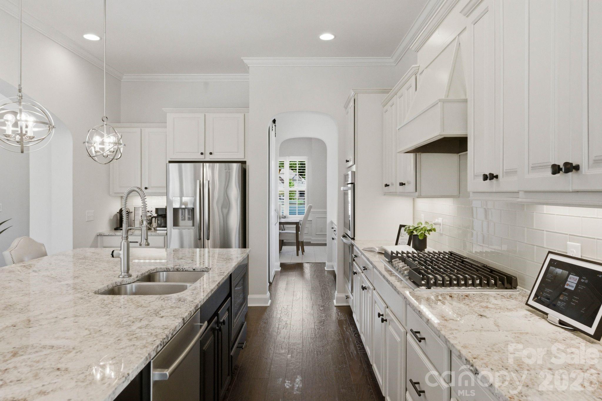 1414 Smoketree Court
