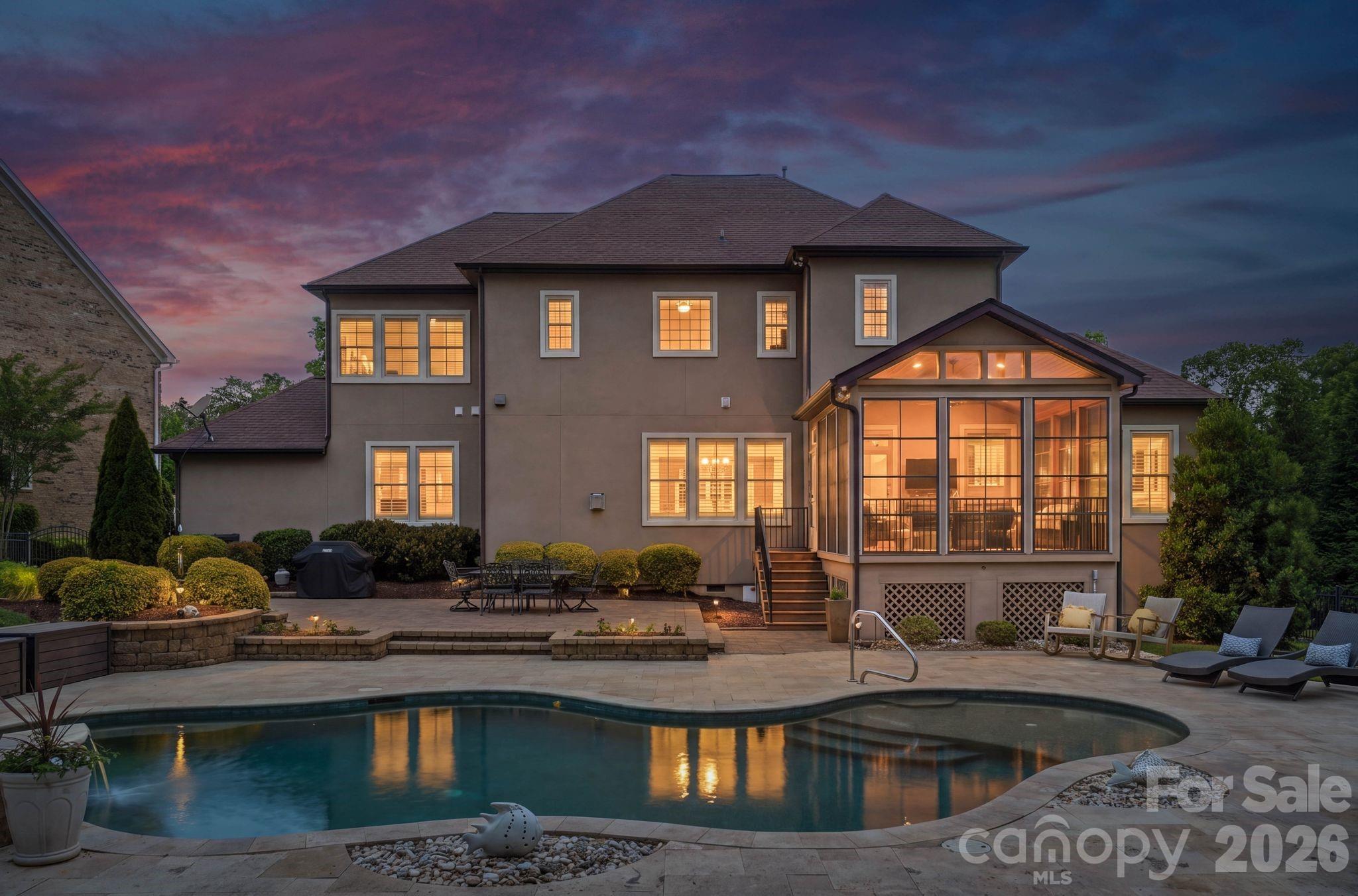 1414 Smoketree Court