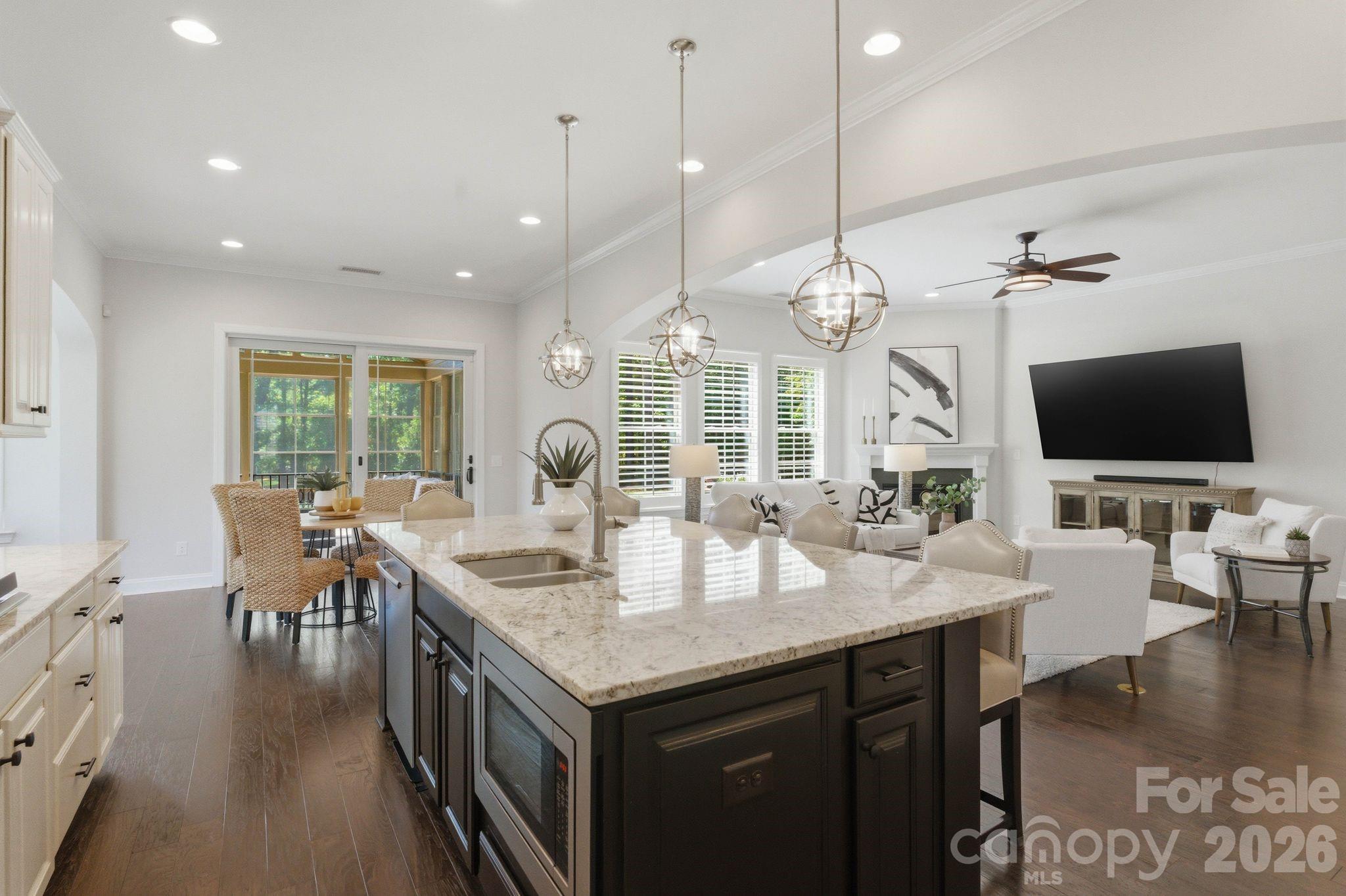 1414 Smoketree Court