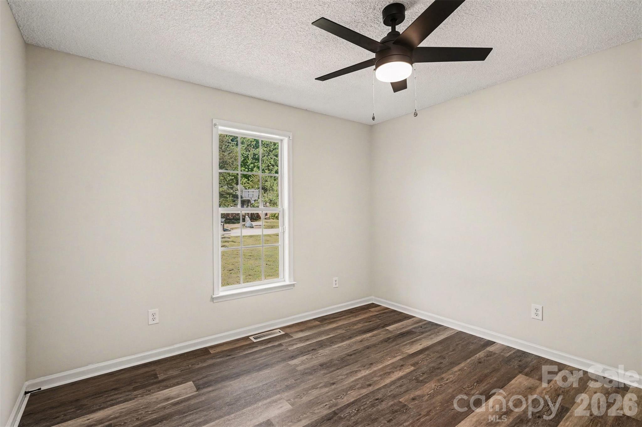 112 Ridgewood Drive