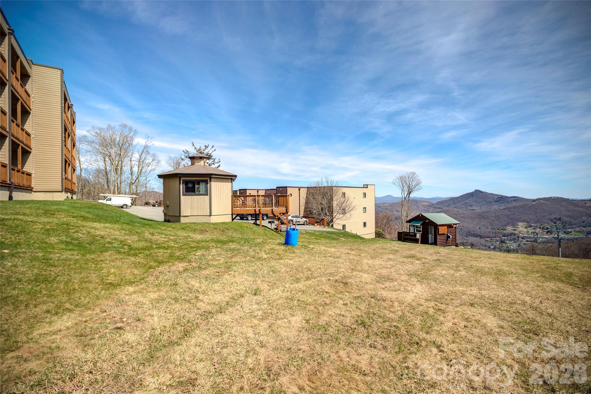 103 Sugar Ski Drive Unit: 331
