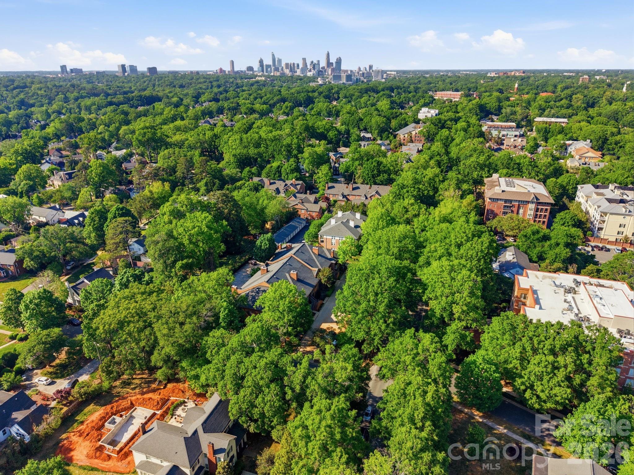 2440 Selwyn Avenue Unit: B