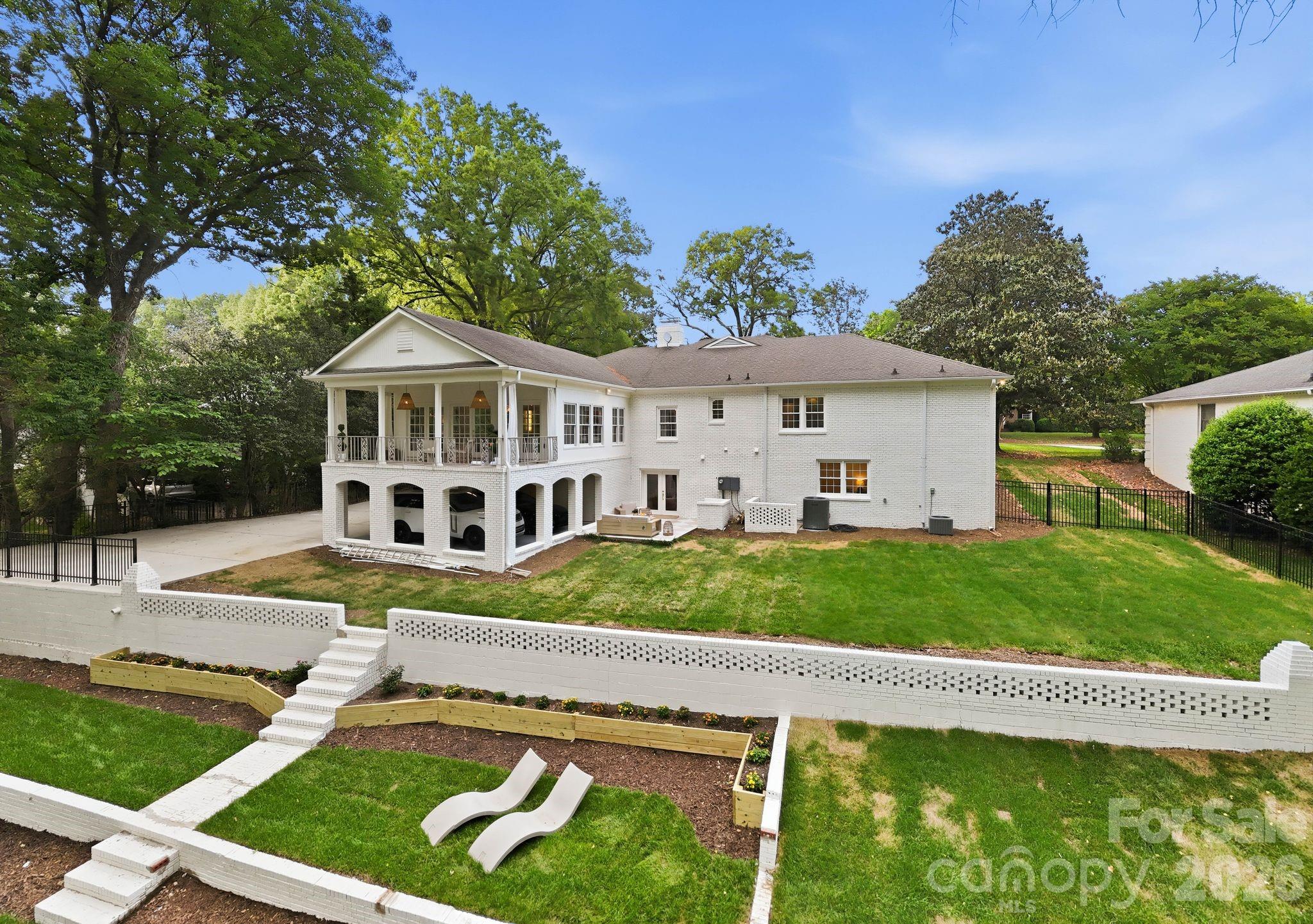2823 Wickersham Road