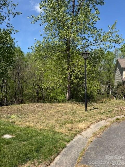 2000 Trowbridge Court
