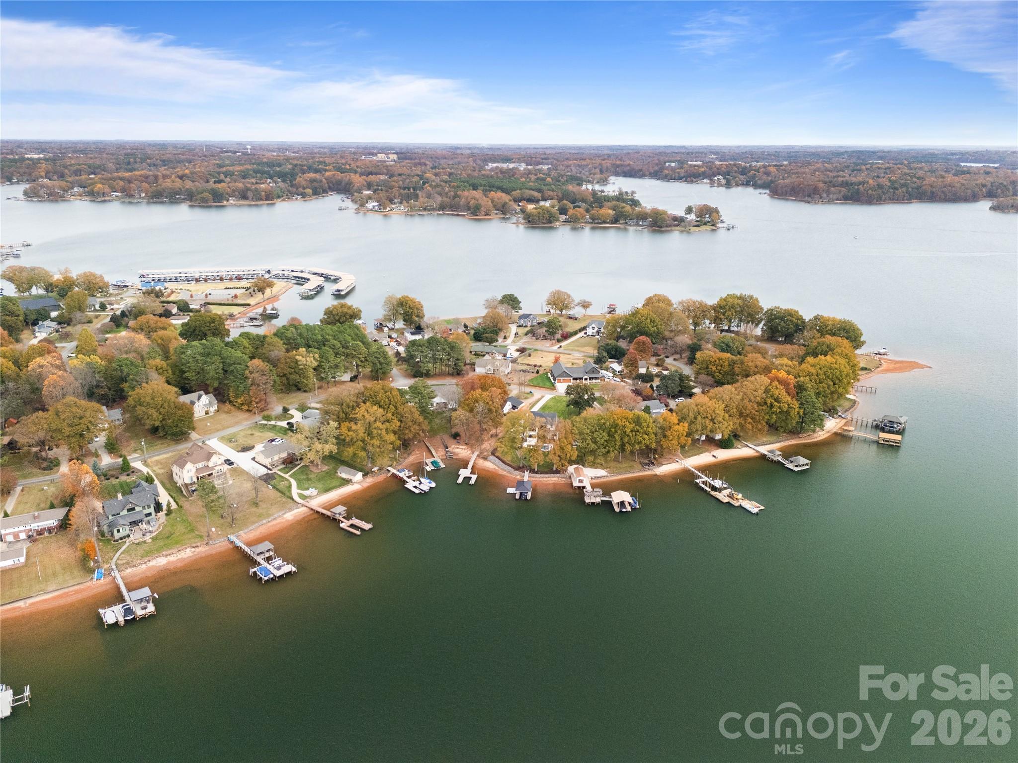 240 Shoreline Loop