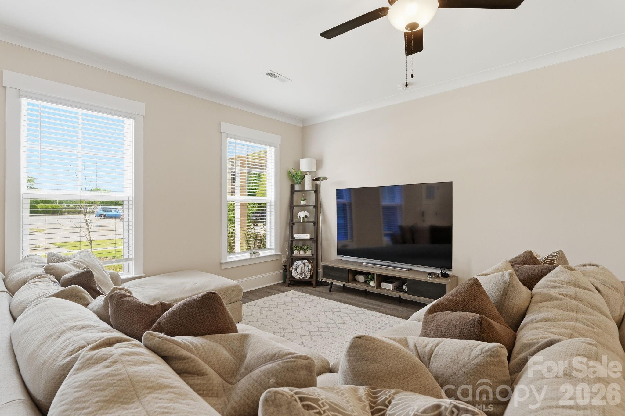 729 Veloway Drive