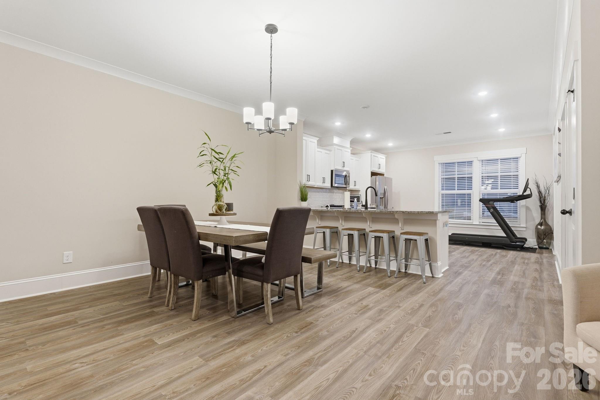 729 Veloway Drive