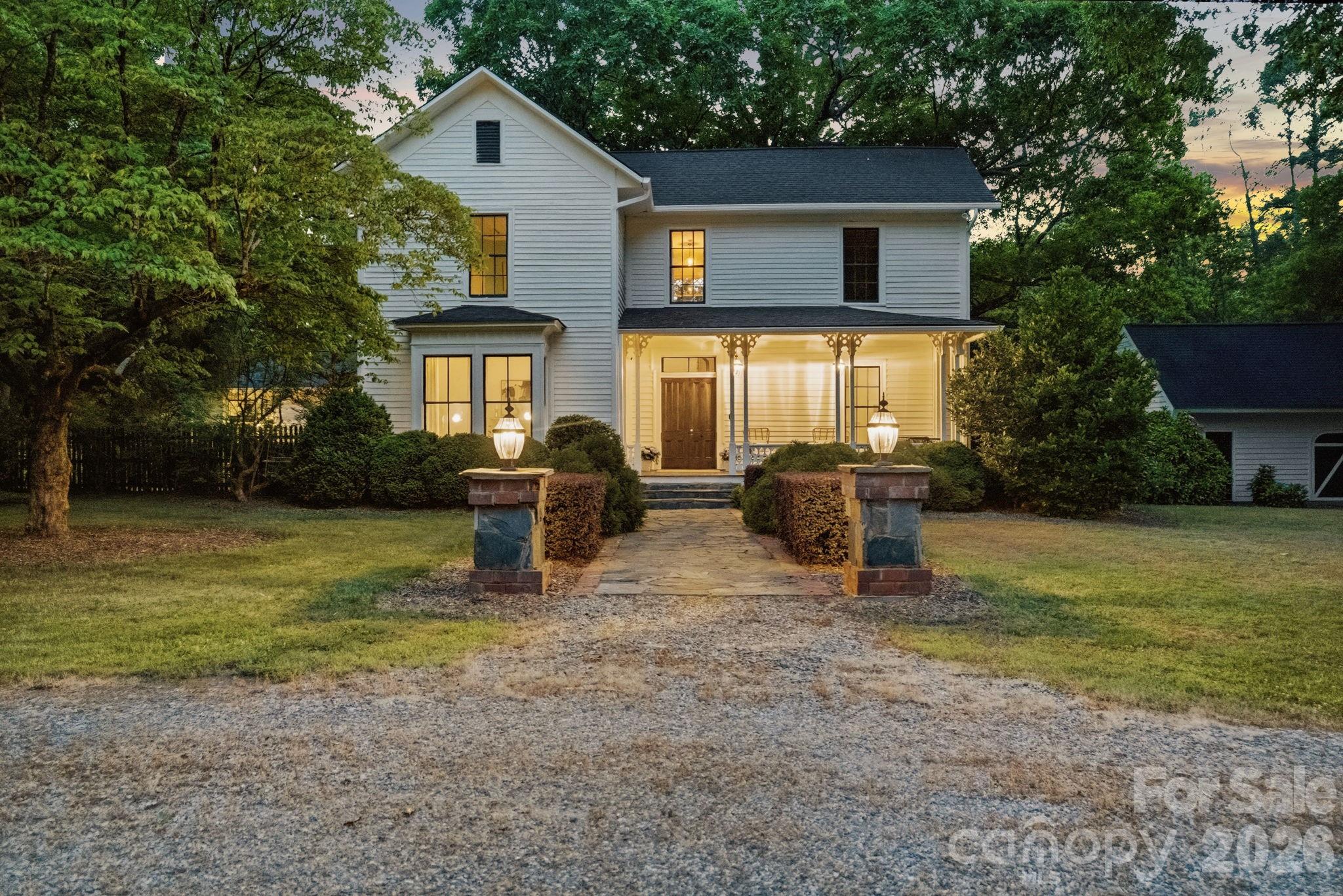 10915 Beatties Ford Road