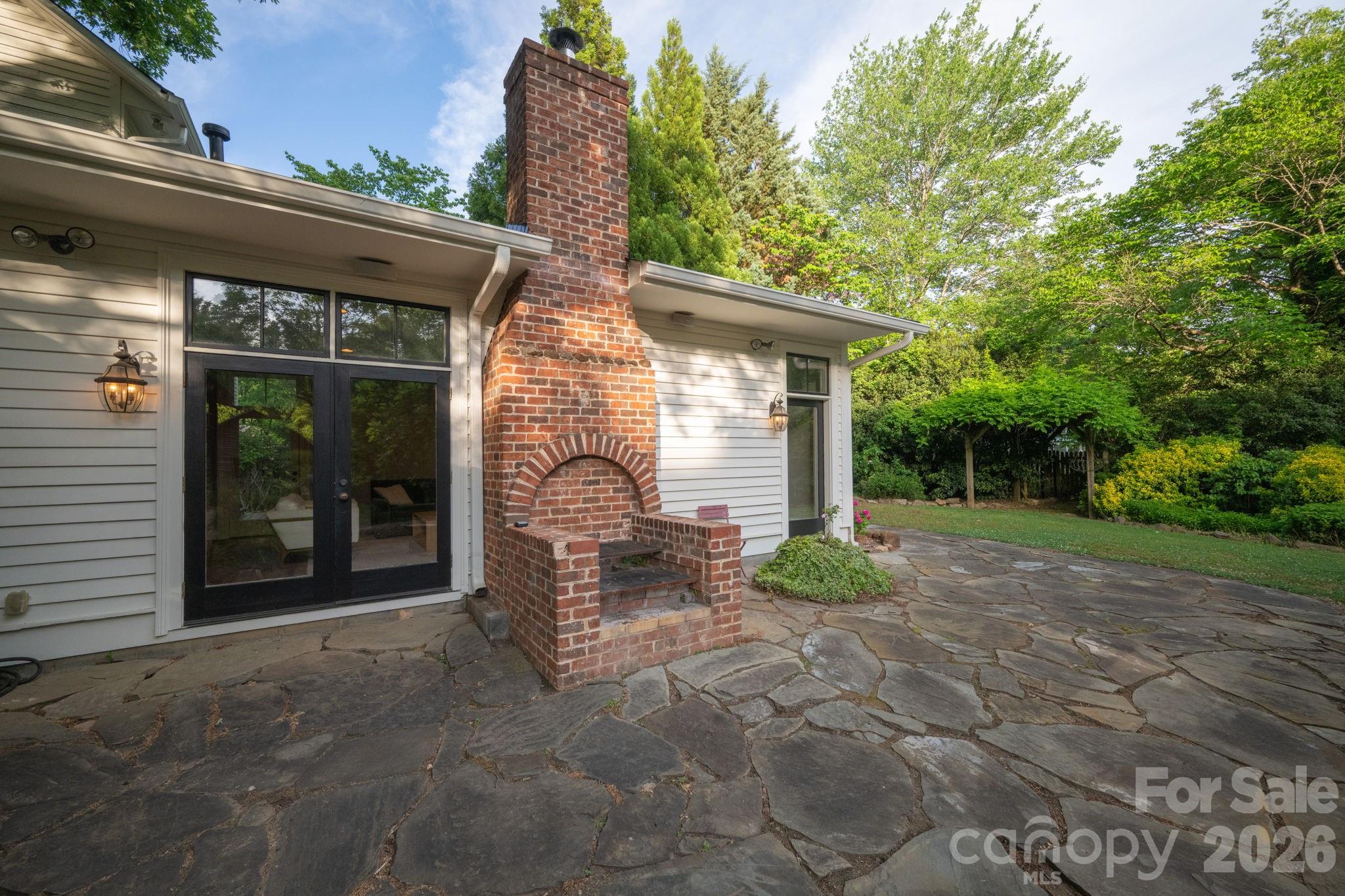 10915 Beatties Ford Road