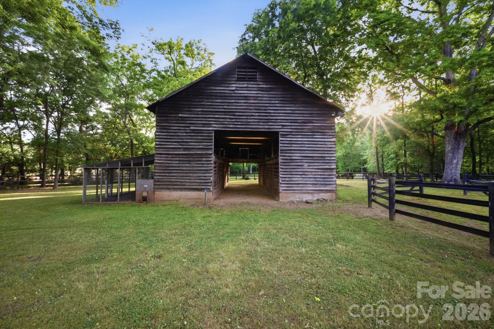 10915 Beatties Ford Road