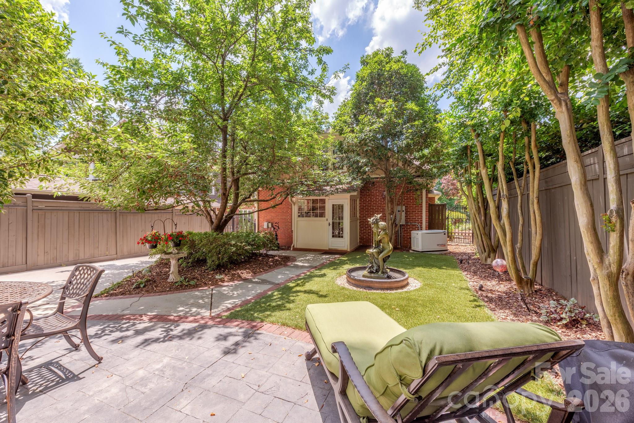 2601 E 5th Street