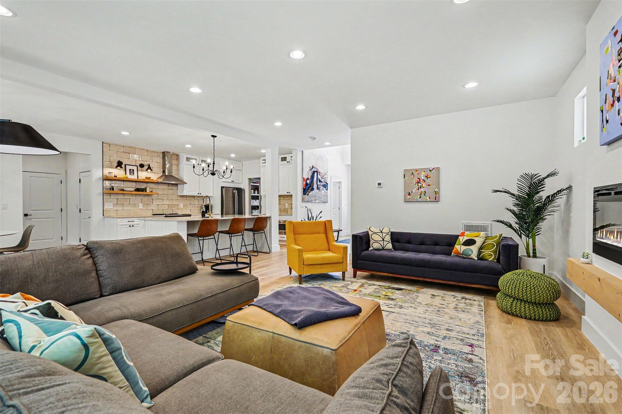 8208 New Town Road