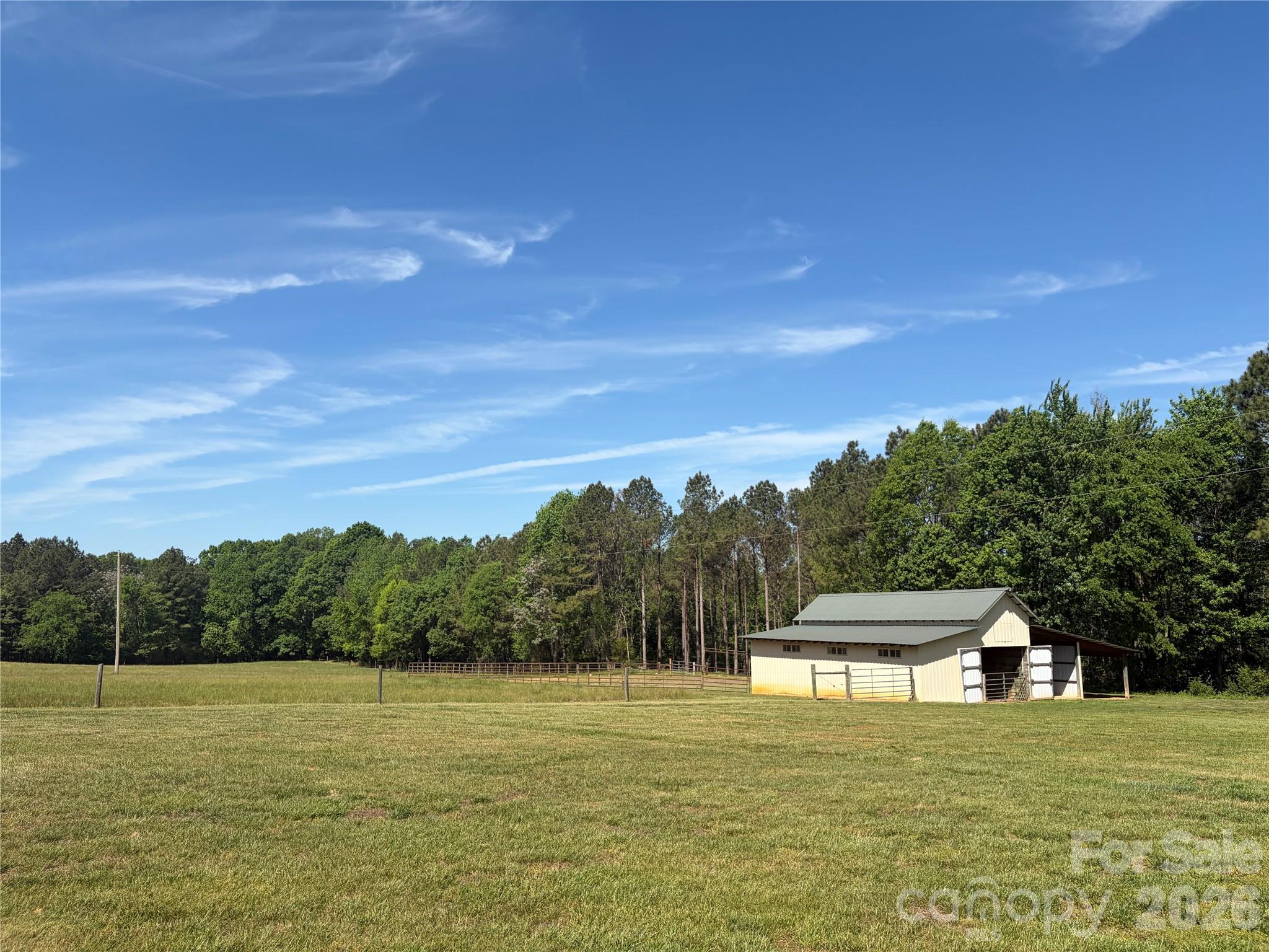 7812 Hwy 742 Highway