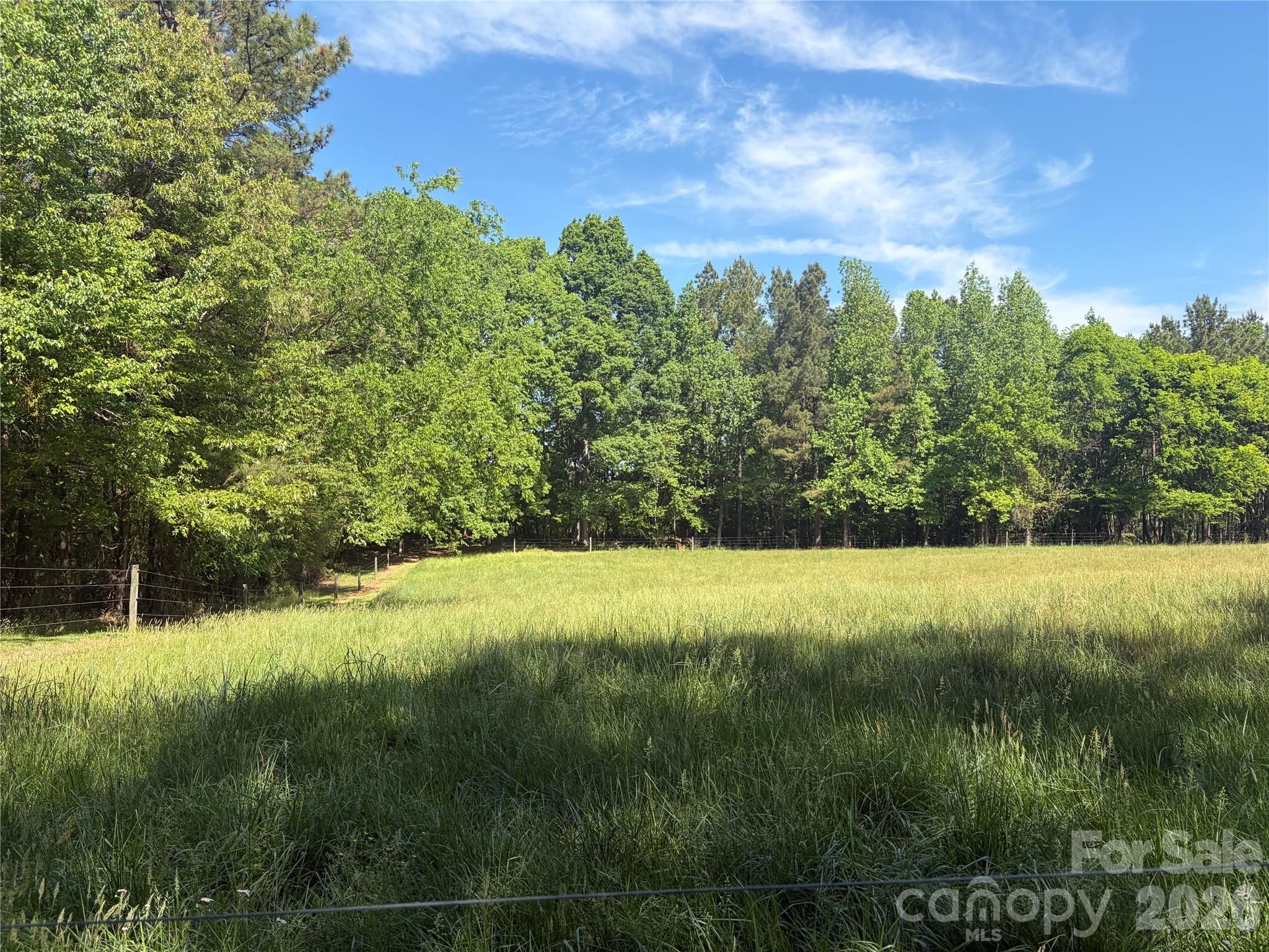 7812 Hwy 742 Highway